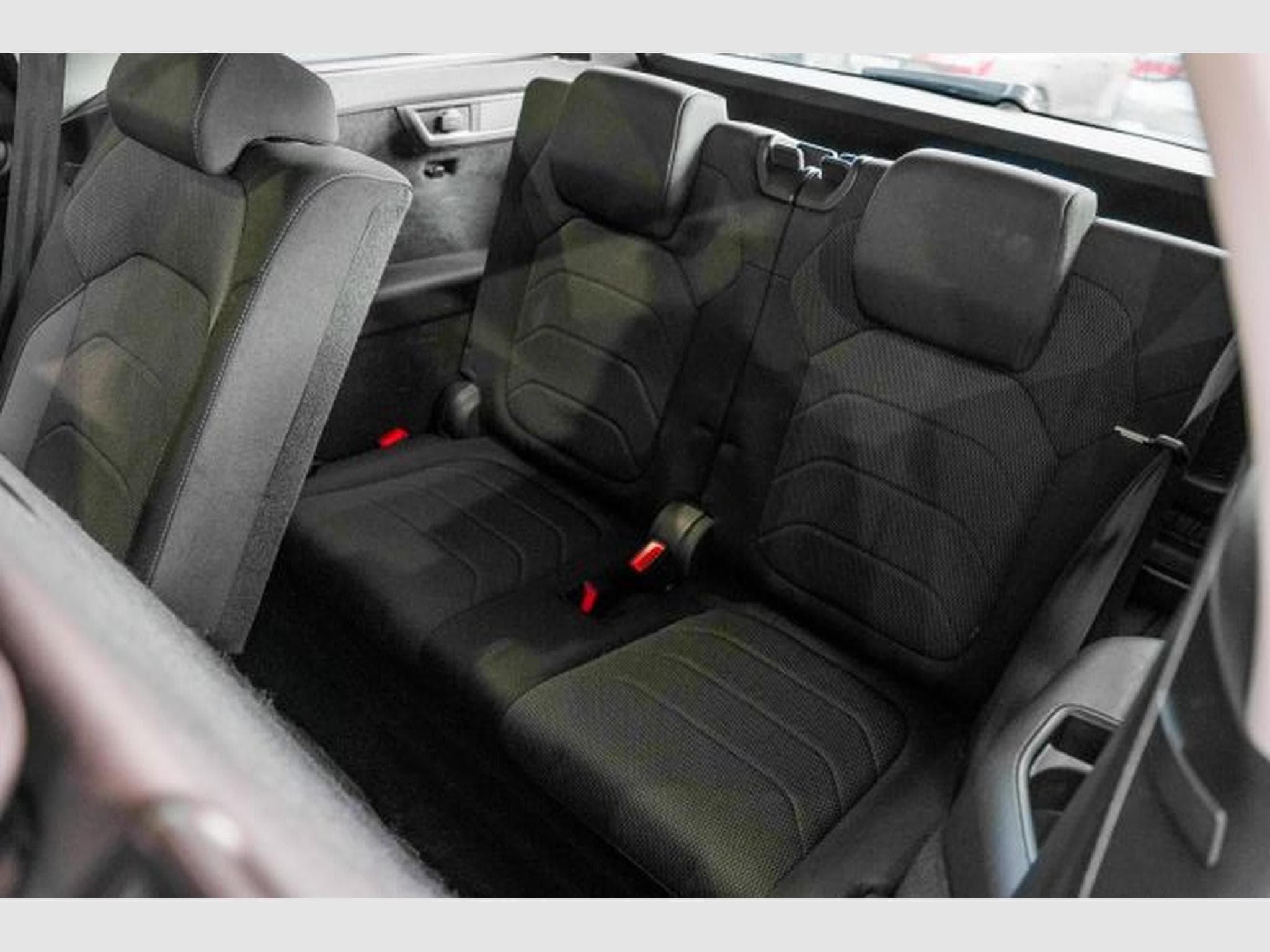 Skoda Kodiaq Kodiaq 2.0 TDI DSG NAVI LED AHK 7-Sitzer AHK VIR (2022) - Foto 14