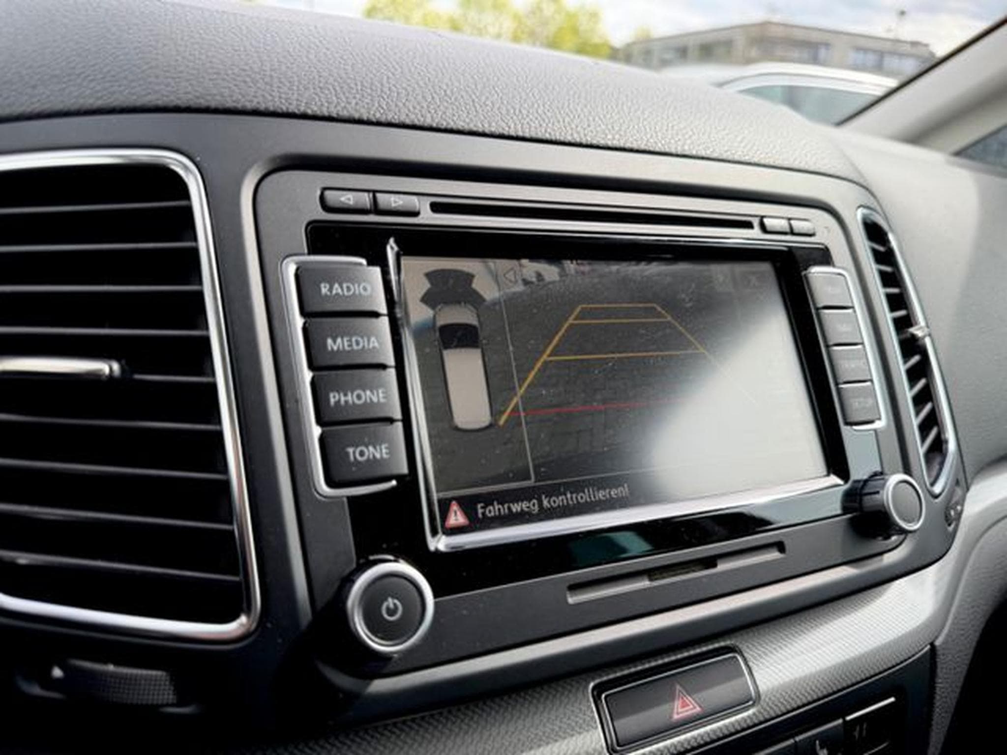 VW Sharan Sharan Match 2.0 TDI DSG /7.SITZER/LED/CAM/AHK/ (2013) - Photo 22