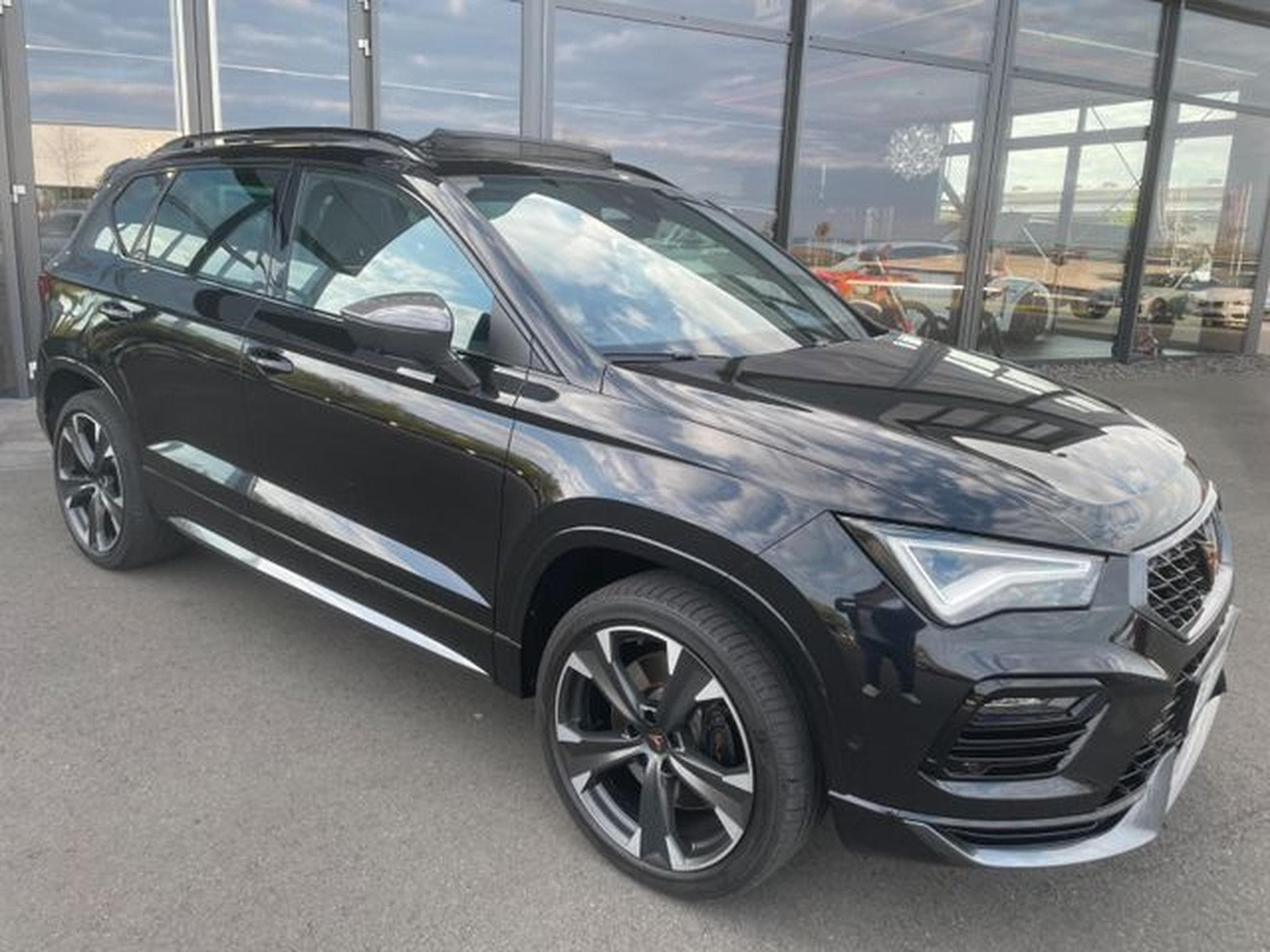 Cupra Ateca Ateca 2,0TSi VZ 4Drive Pano Navi 360° Hurricane (2025) - Photo 4