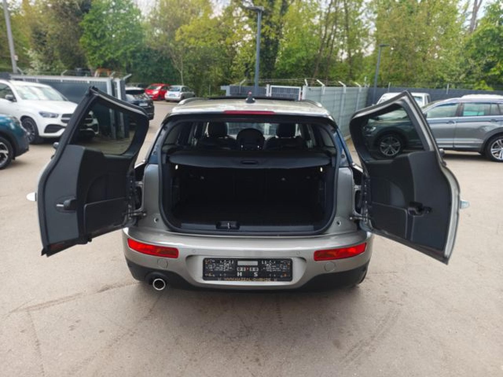 MINI Clubman COOPER D CLUBMAN*PANORAMA*AUT*FACELIFT*2.HD*TOP (2018) - Foto 10