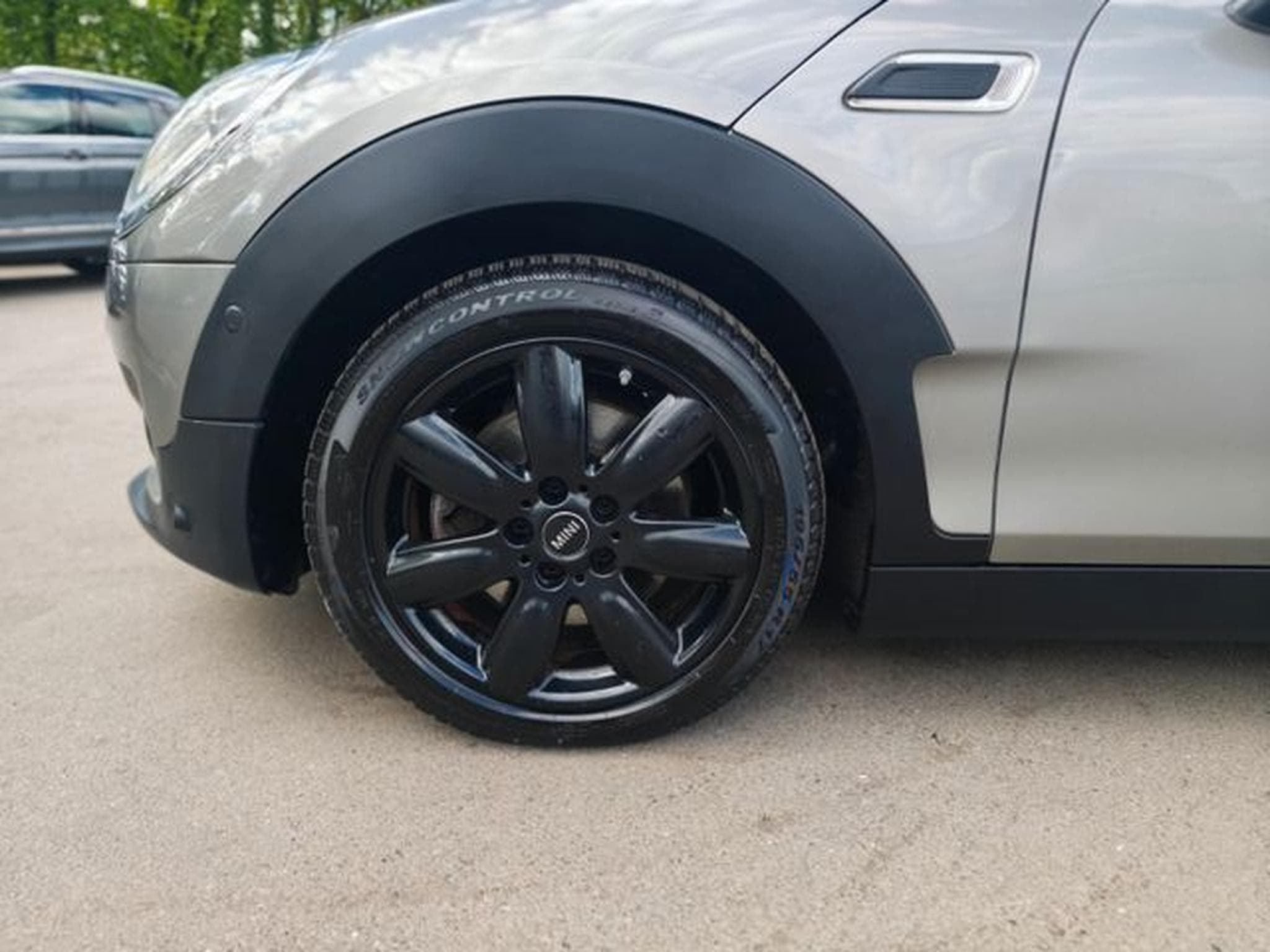 MINI Clubman COOPER D CLUBMAN*PANORAMA*AUT*FACELIFT*2.HD*TOP (2018) - Foto 12