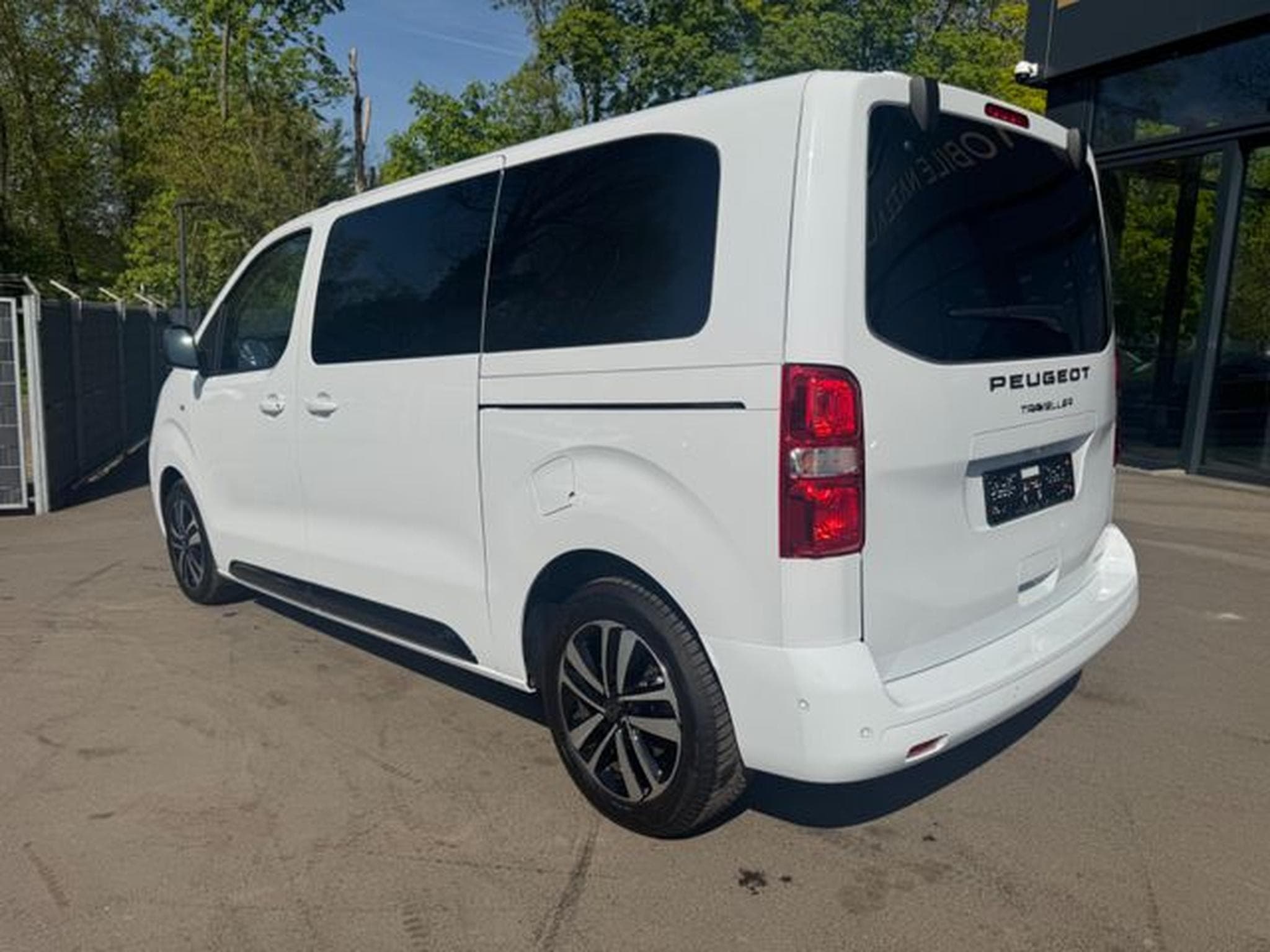 Peugeot Traveller TRAVELLER ACTIVE L2*FACELIFT*8.SITZER*KAM*NAVI* (2025) - Foto 8