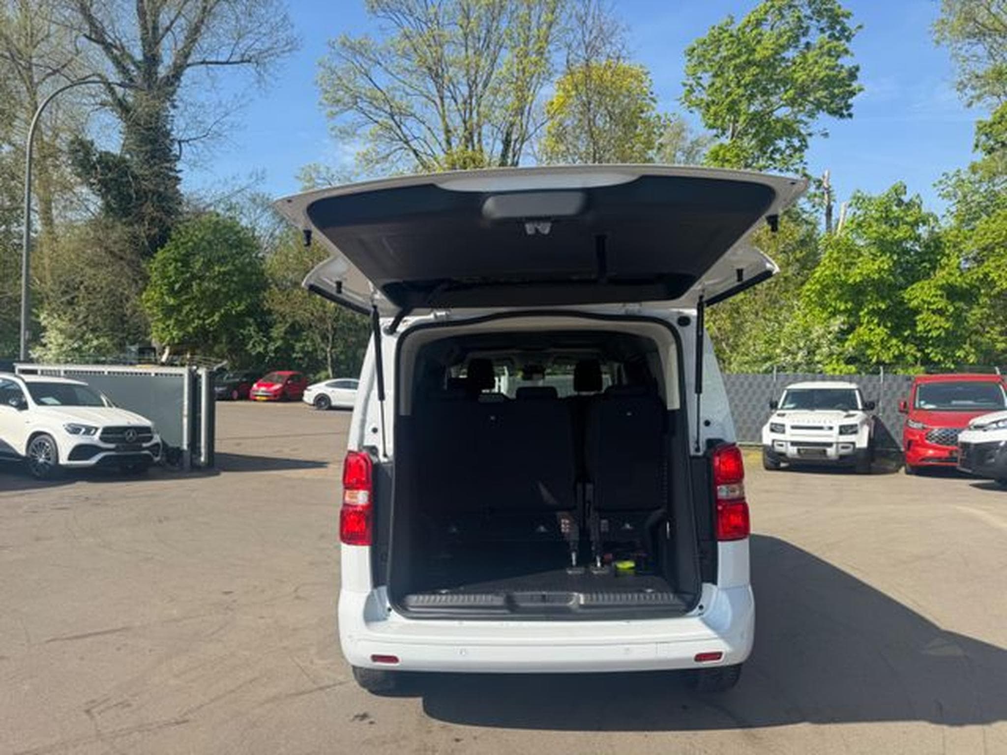 Peugeot Traveller TRAVELLER ACTIVE L2*FACELIFT*8.SITZER*KAM*NAVI* (2025) - Foto 9