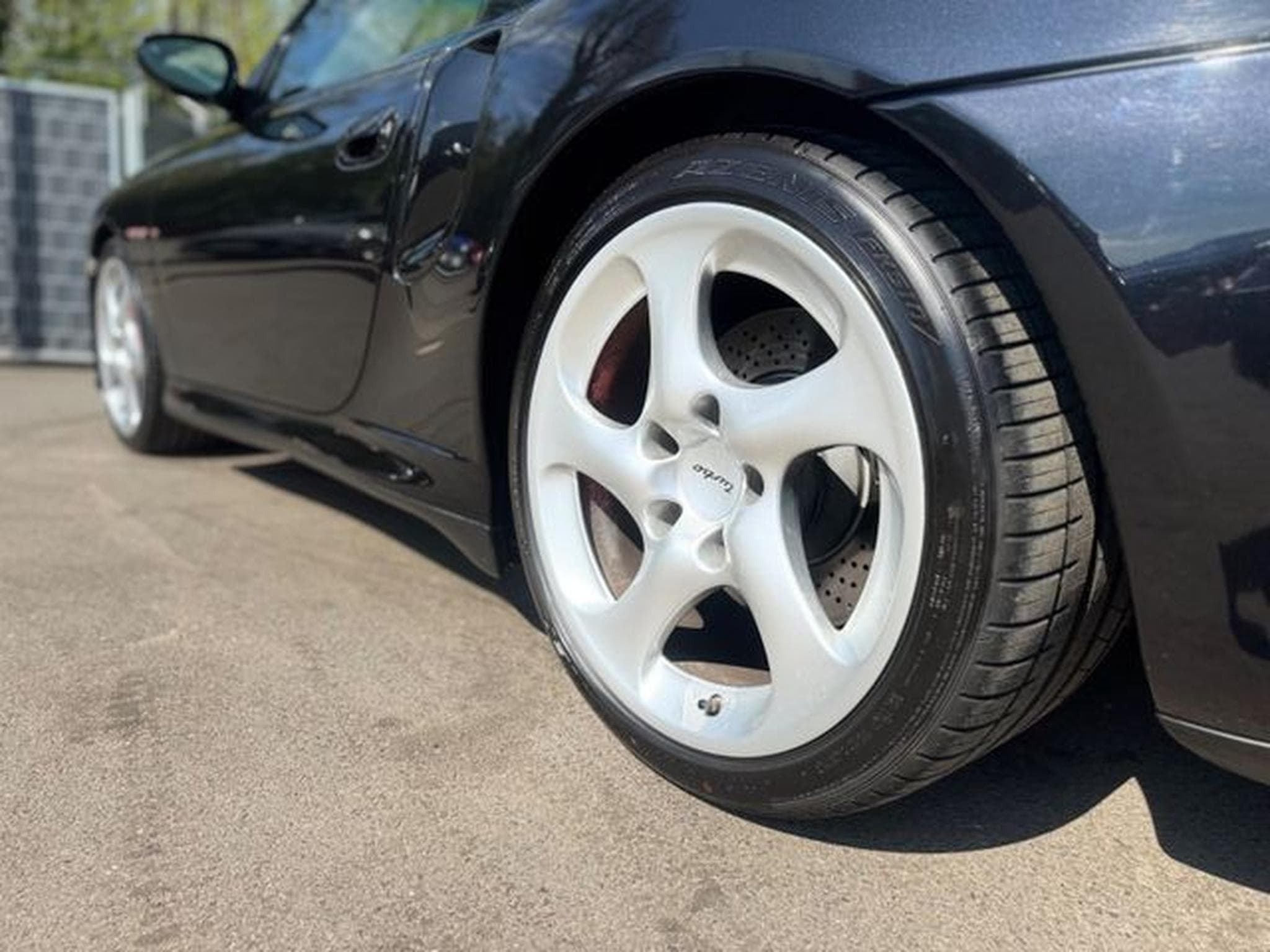 Porsche 911 996 TURBO COUPE*AUT.*NAVI*BI-XENON*BOSE*EWG/COC* (2001) - Photo 13