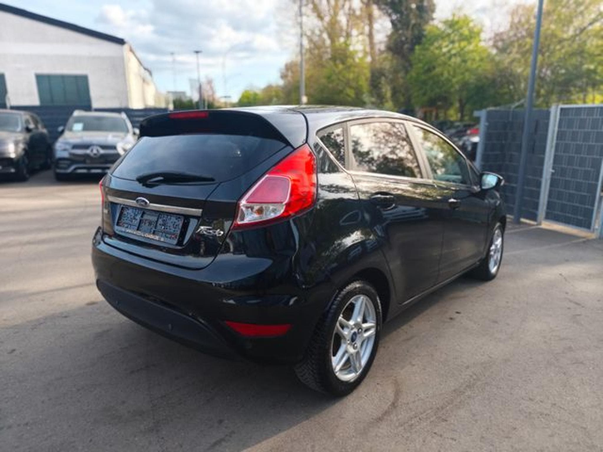 Ford Fiesta FIESTA TITANIUM *SHZ*ALU*KLIMA*NAVI* (2014) - Photo 6