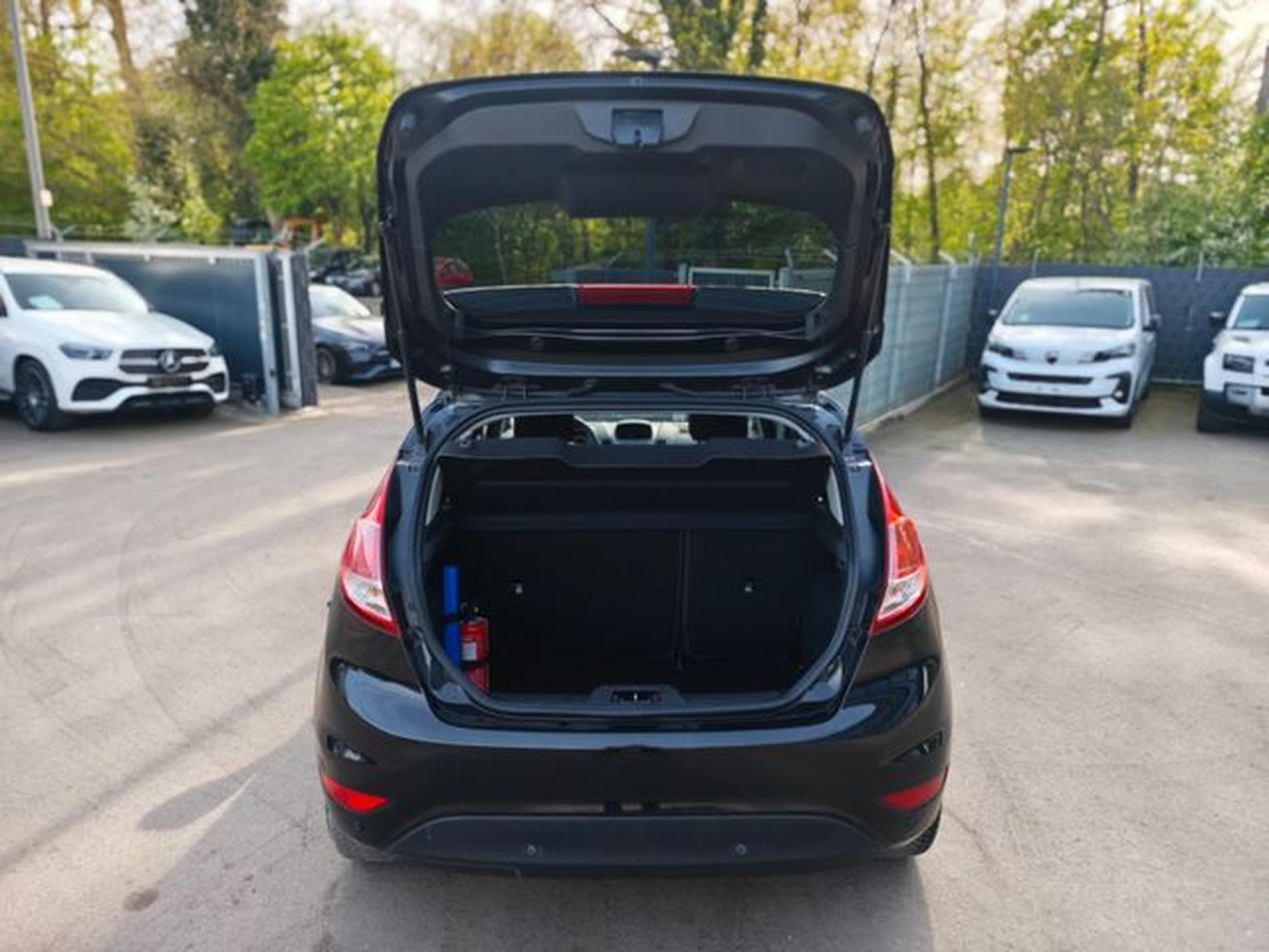 Ford Fiesta FIESTA TITANIUM *SHZ*ALU*KLIMA*NAVI* (2014) - Photo 9