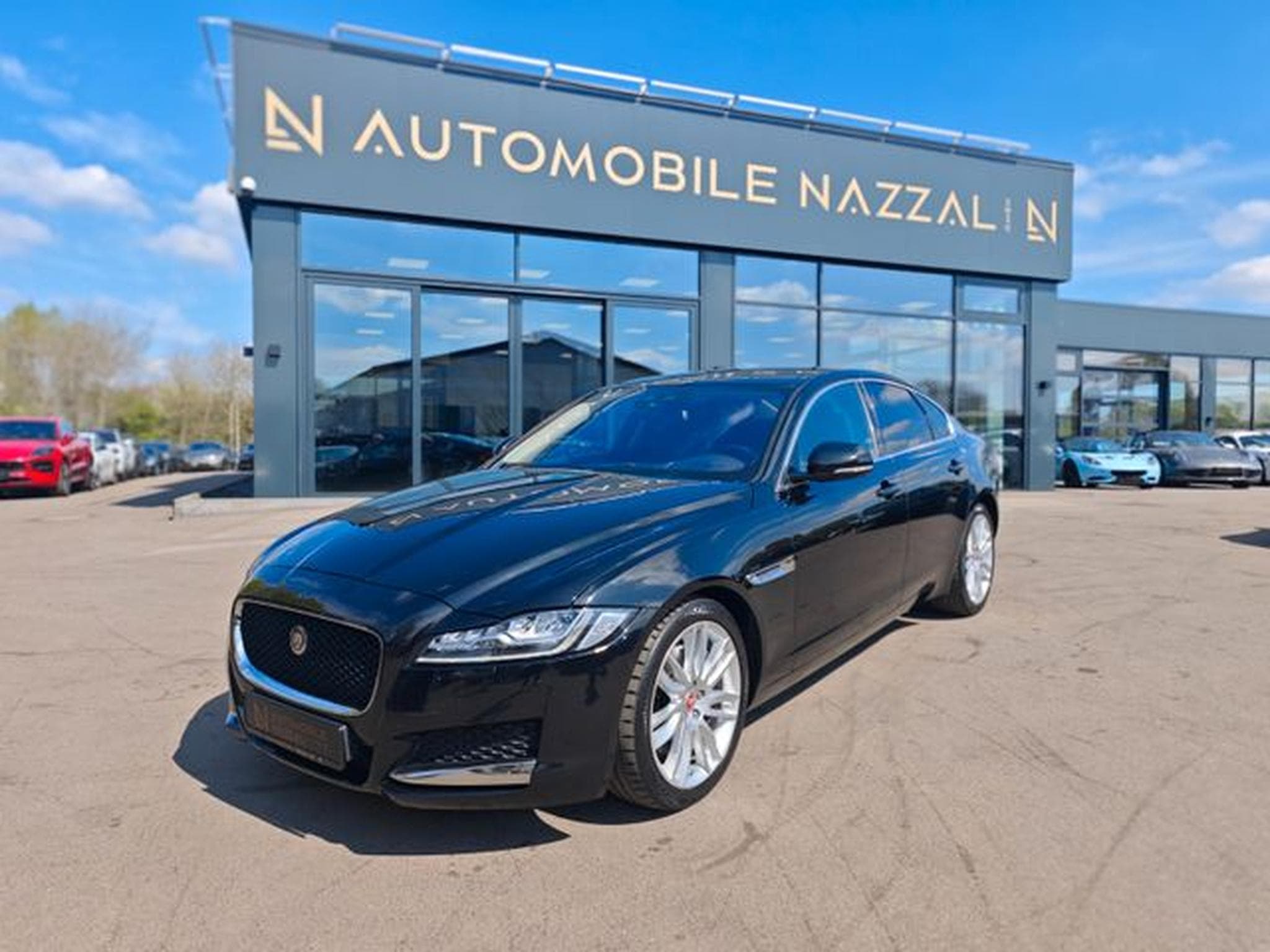 Jaguar XF XF 3.0 300PS*PORTOFOLIO*SOUNDSYSTEM*NAVI*KAMERA* (2017) - Photo 1