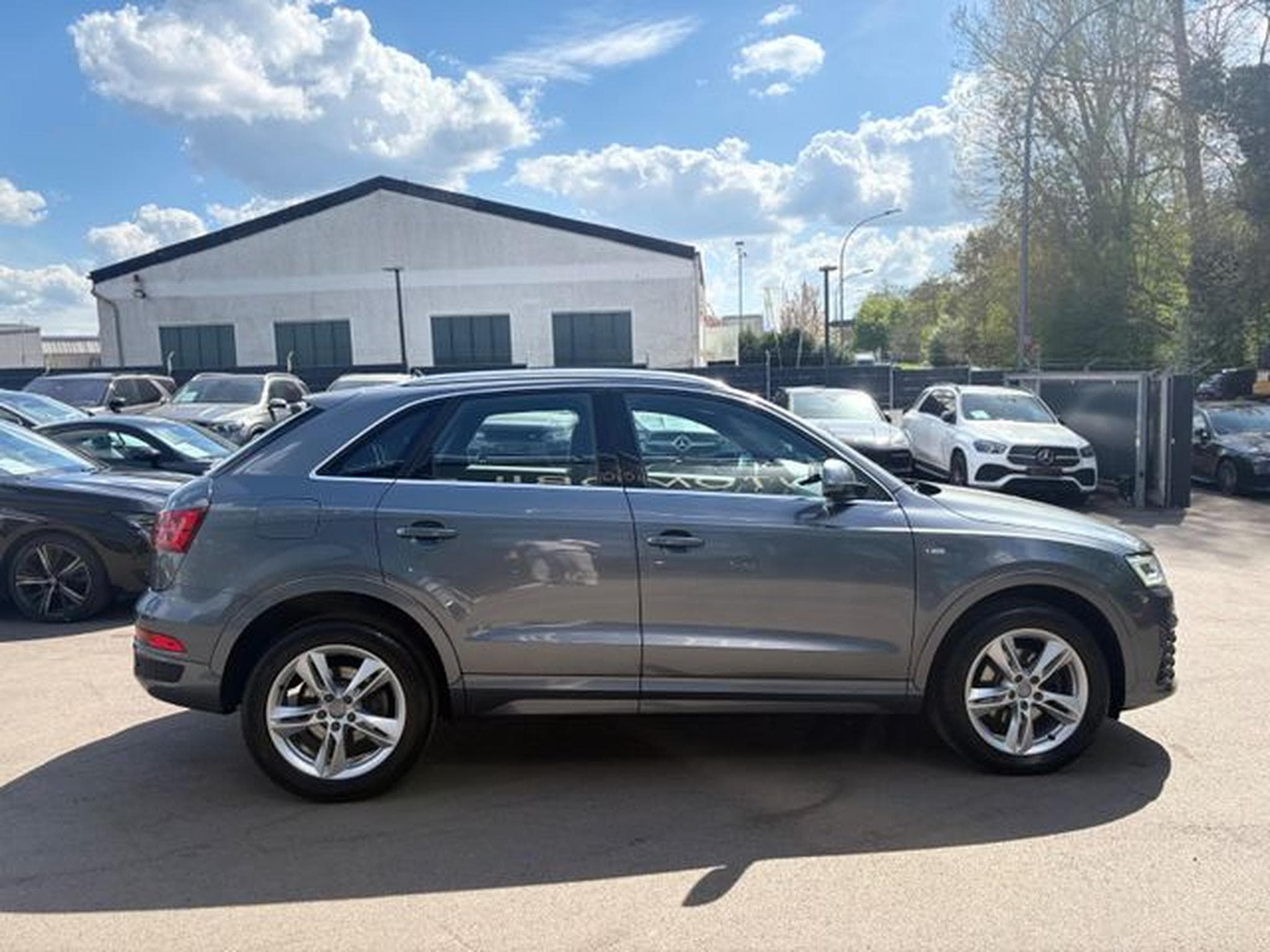 Audi Q3 Q3 SPORT QUATTRO *S-LINE*PANO*NAVI*LEDER* (2016) - Photo 12