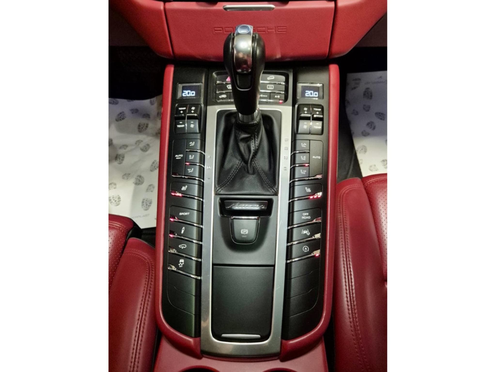 Porsche Macan 3.0D V6 S PANO CUIR NAVI (2015) - Foto 9