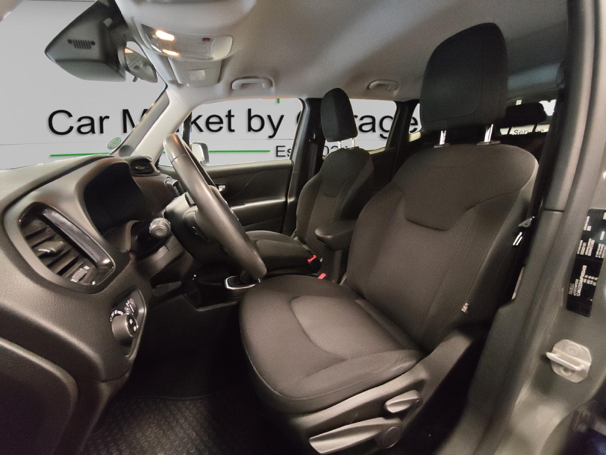 Jeep Renegade 1.0 T-GDI (2021) - Foto 10