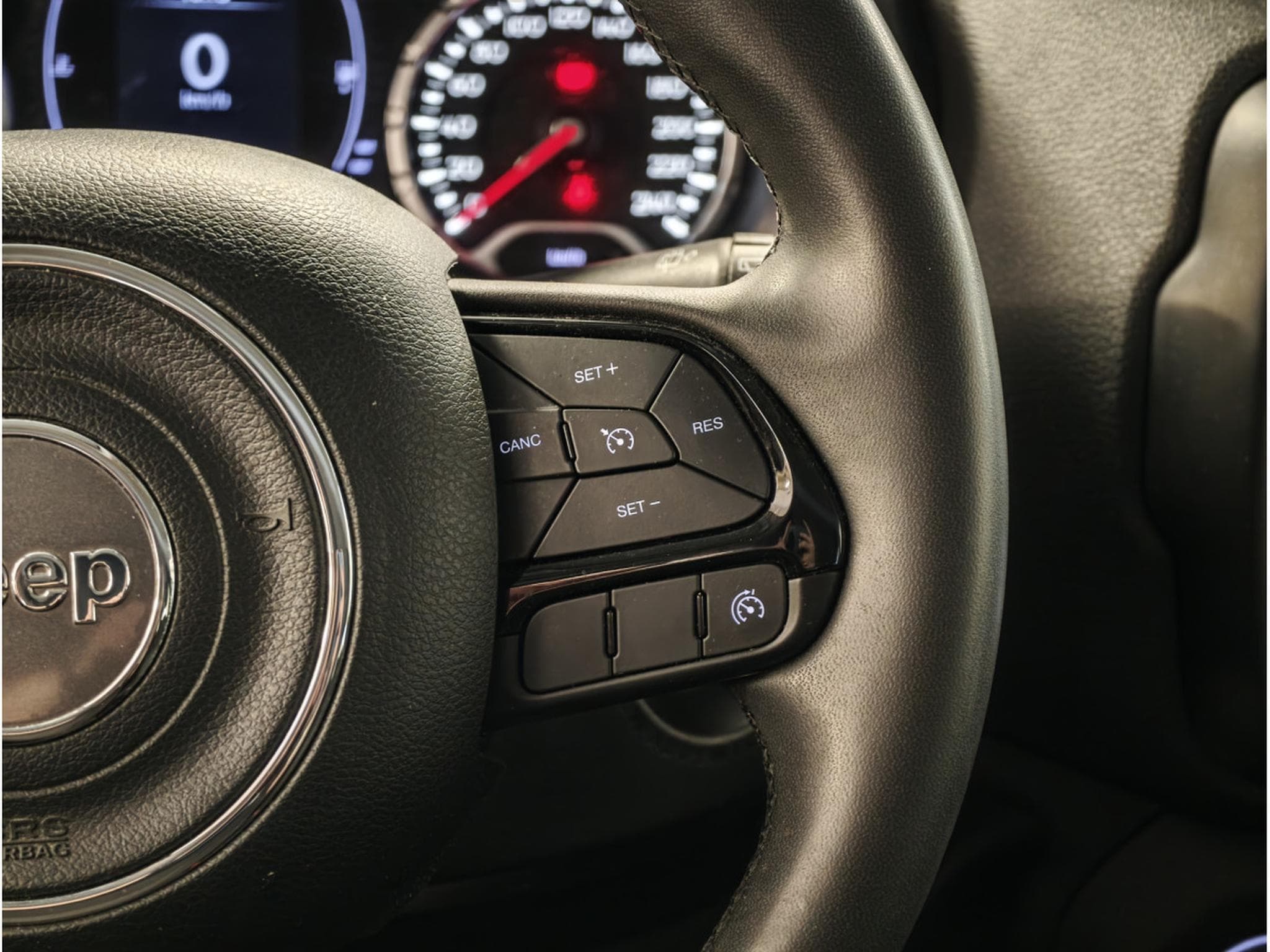 Jeep Renegade 1.0 T-GDI (2021) - Foto 15