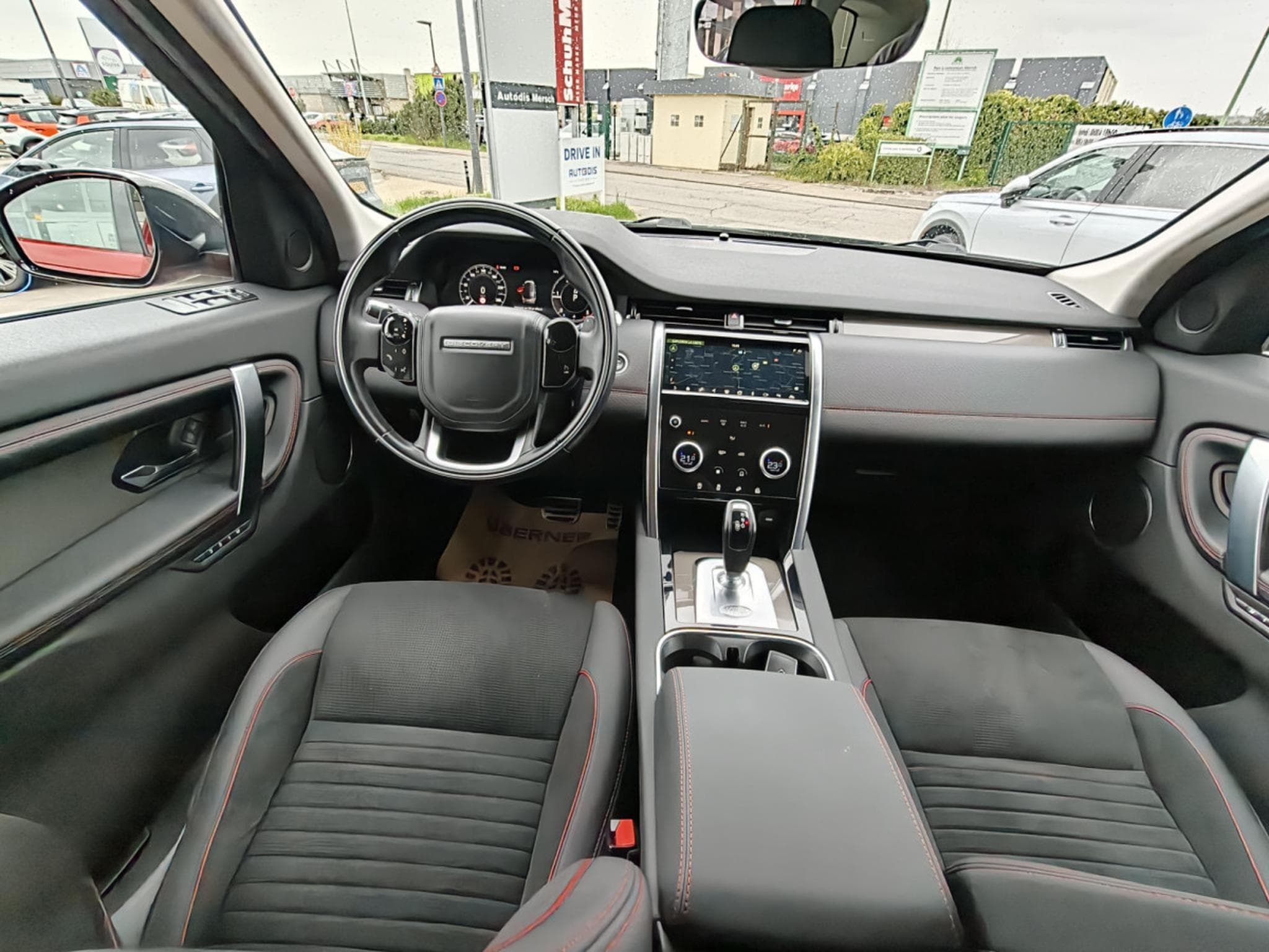 Land-Rover Discovery Sport 2.0 TD 4WD R-DYNAMICS AUTO (2020) - Foto 3