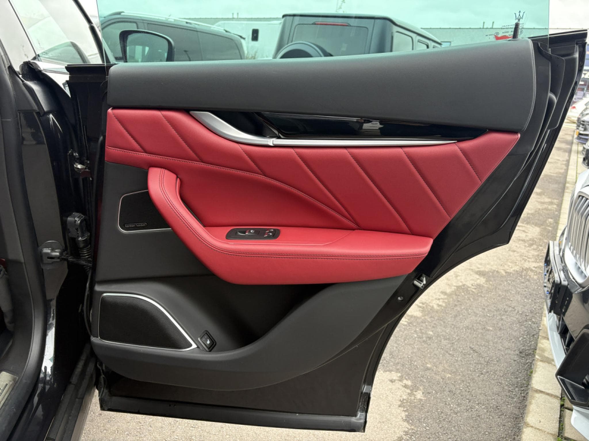 Maserati Levante MODENA Q4 / CAMERA 360/ ACC/ CUIR (2017) - Foto 15