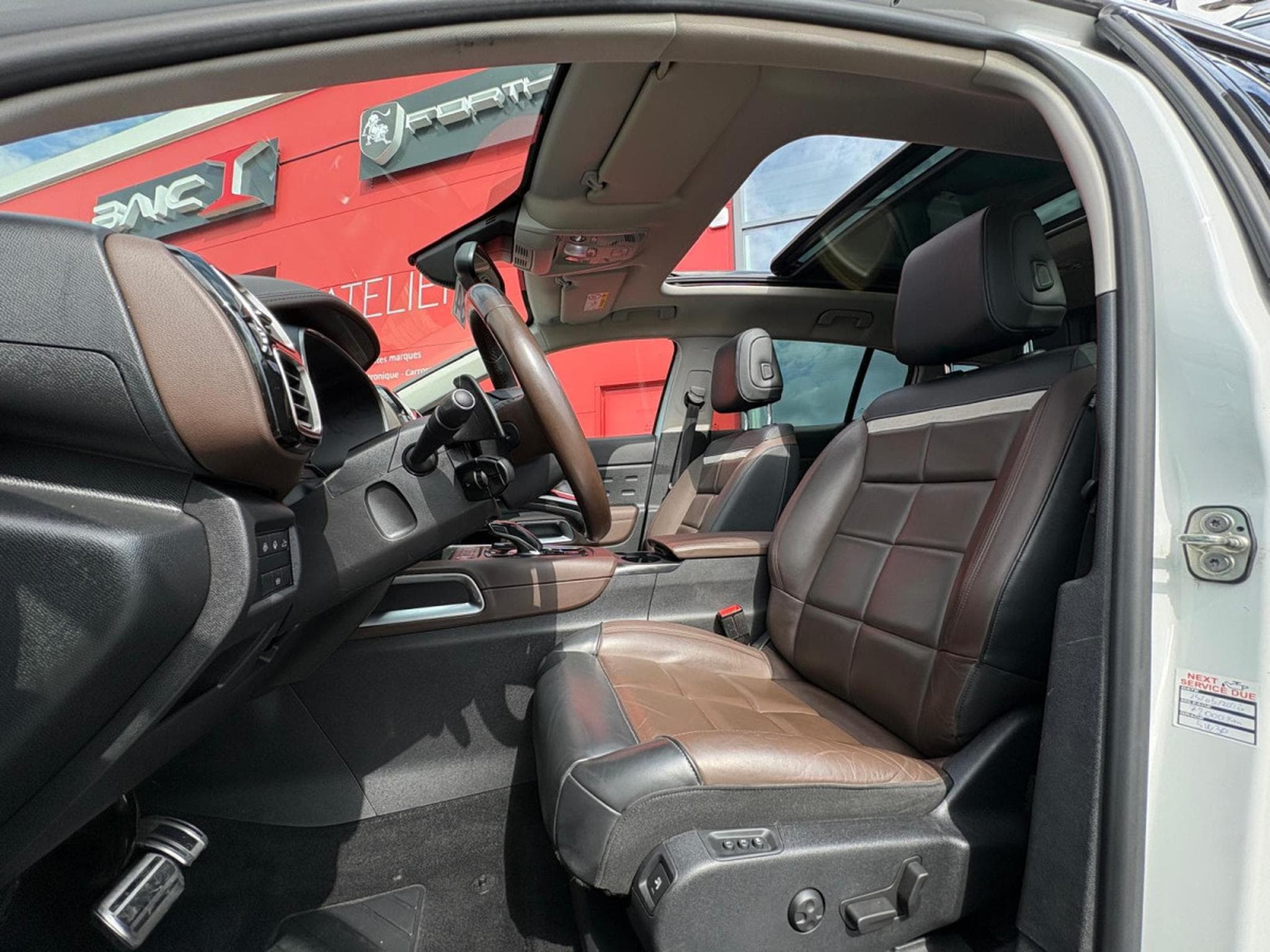 Citroën C5 Aircross 1.5 BLUEHDI 1ERE MAIN (2020) - Photo 8