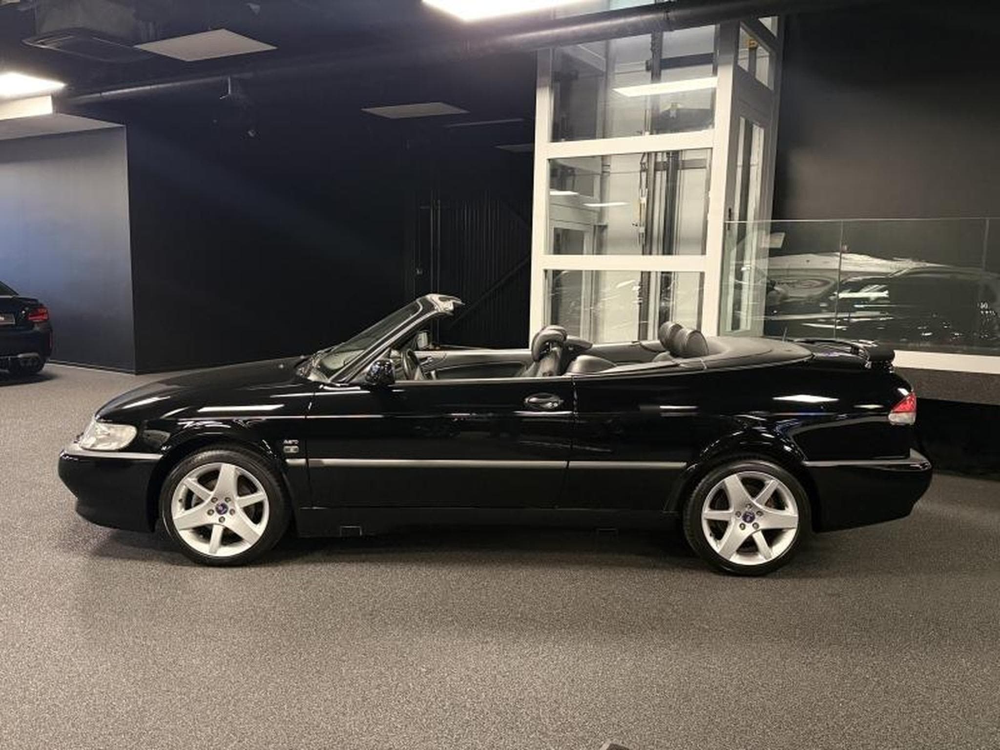 Saab 9-3 Aero Cabrio (2001) - Photo 5