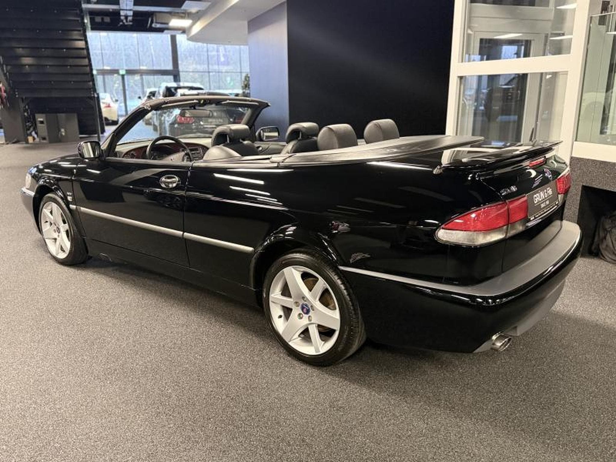 Saab 9-3 Aero Cabrio (2001) - Photo 6