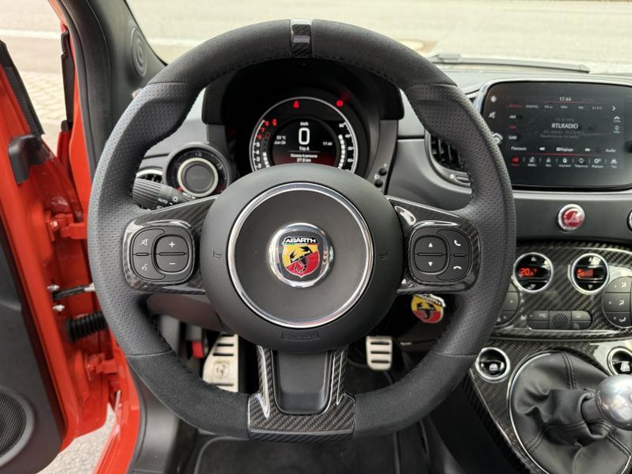 Abarth 695 COMPETIZIONE *CARBON *BEAT (2024) - Foto 14