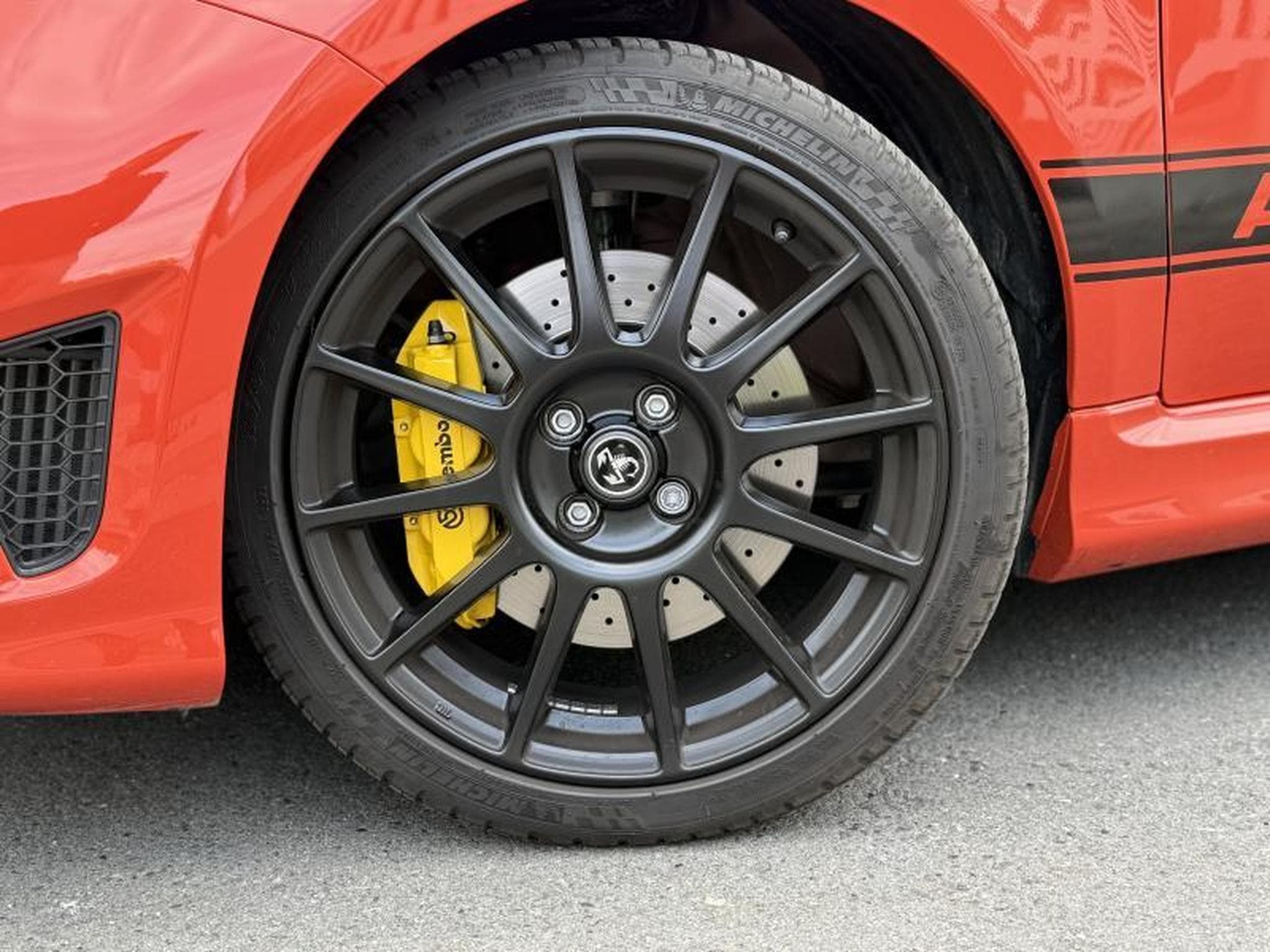 Abarth 695 COMPETIZIONE *CARBON *BEAT (2024) - Foto 4