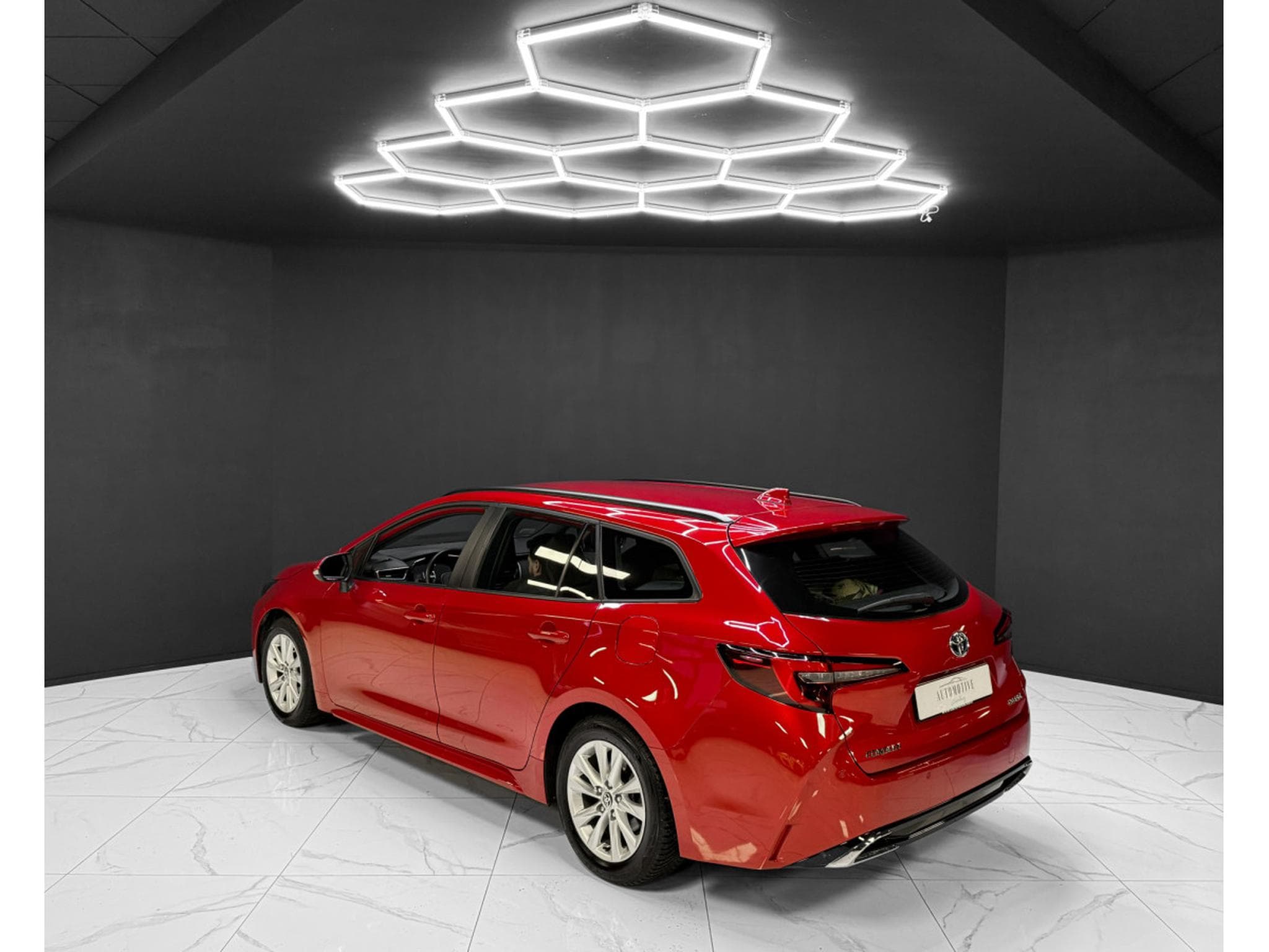 Toyota Corolla Touring Sports 1.8 Hybrid / LED / Kamera / SH (2023) - Foto 3