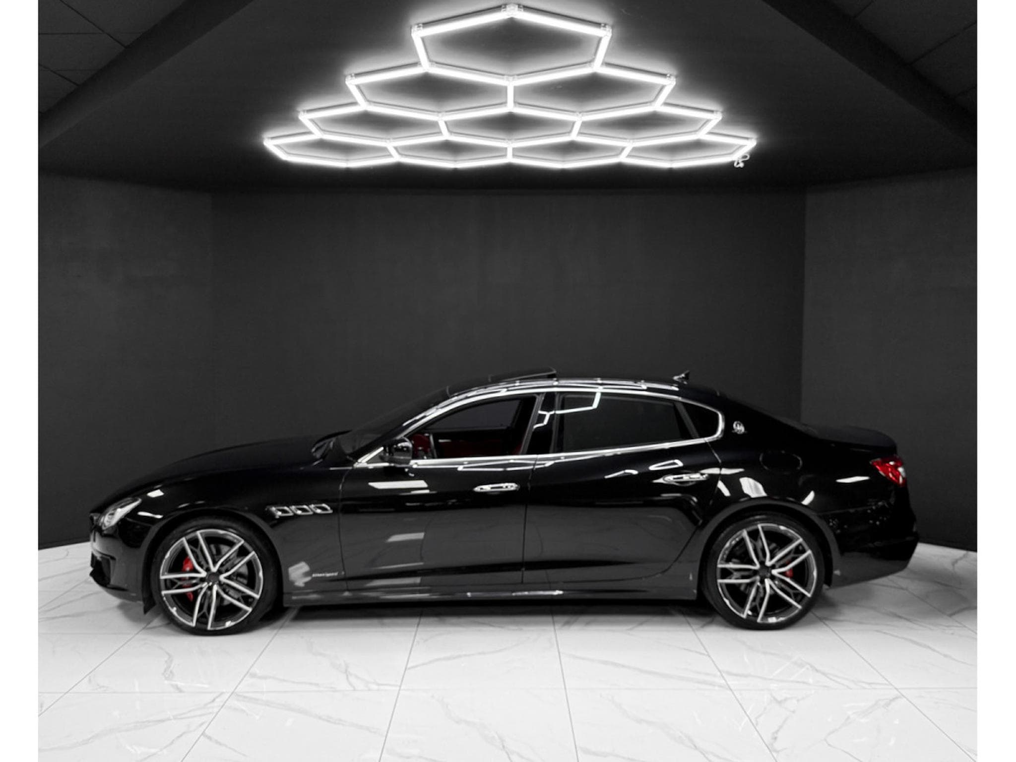 Maserati Quattroporte S Q4 GranSport / B&W / CarPlay / Softclos. / Matrix (2020) - Photo 2