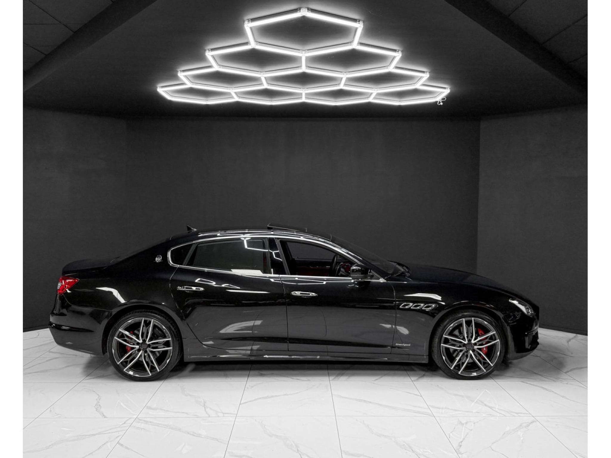 Maserati Quattroporte S Q4 GranSport / B&W / CarPlay / Softclos. / Matrix (2020) - Photo 6