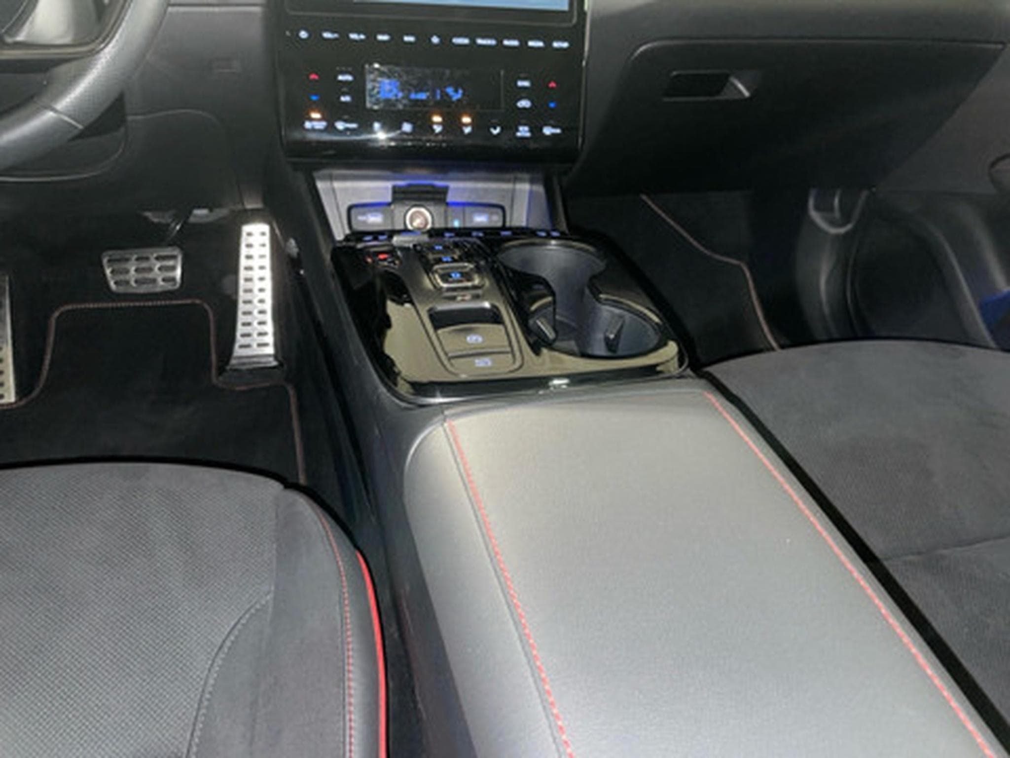 Hyundai Tucson 1.6 T-GDi Plug-in 4x4 Shine N-Line (2025) - Photo 10