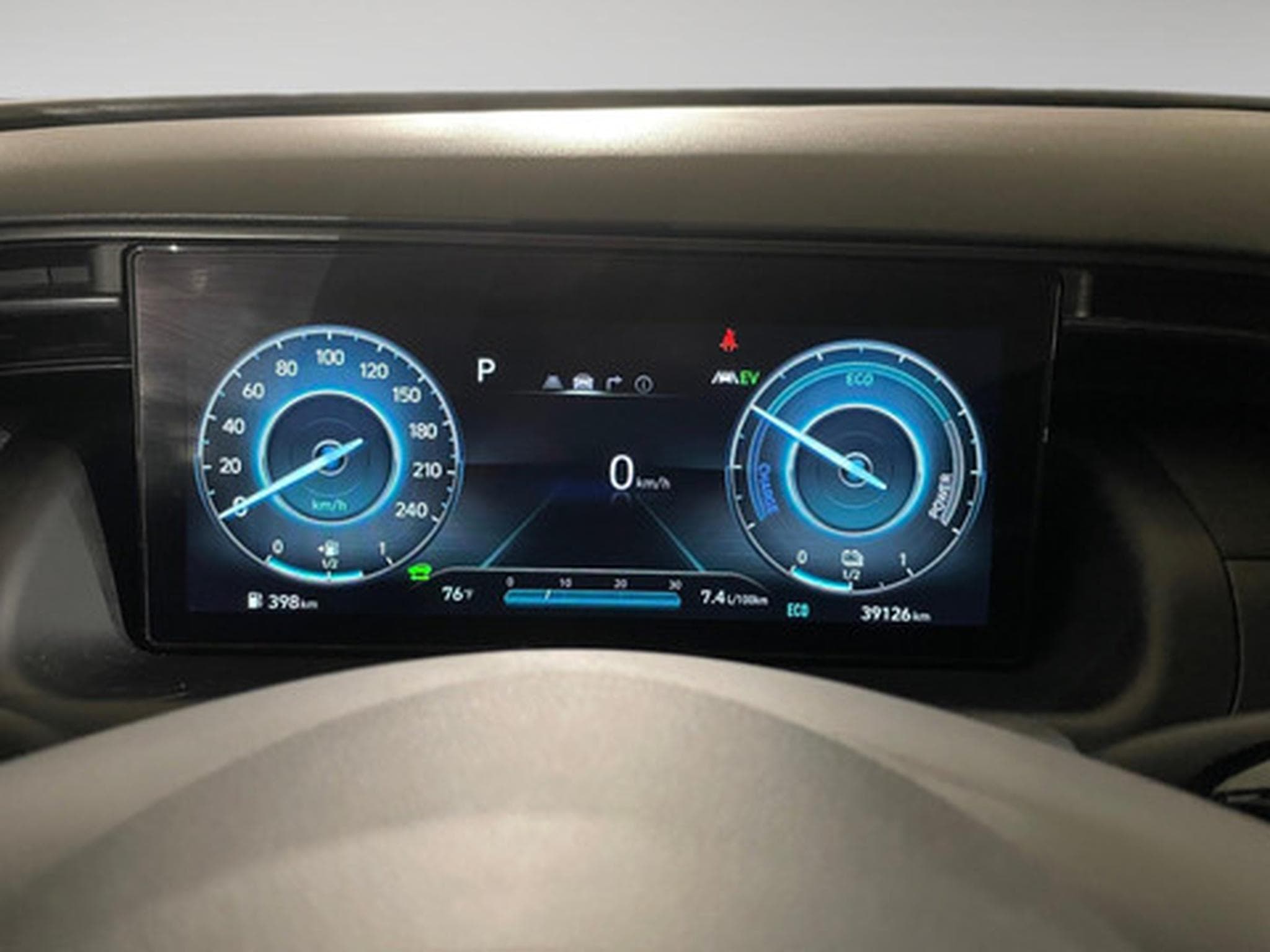 Hyundai Tucson 1.6 T-GDi Plug-in 4x4 Shine N-Line (2025) - Photo 2