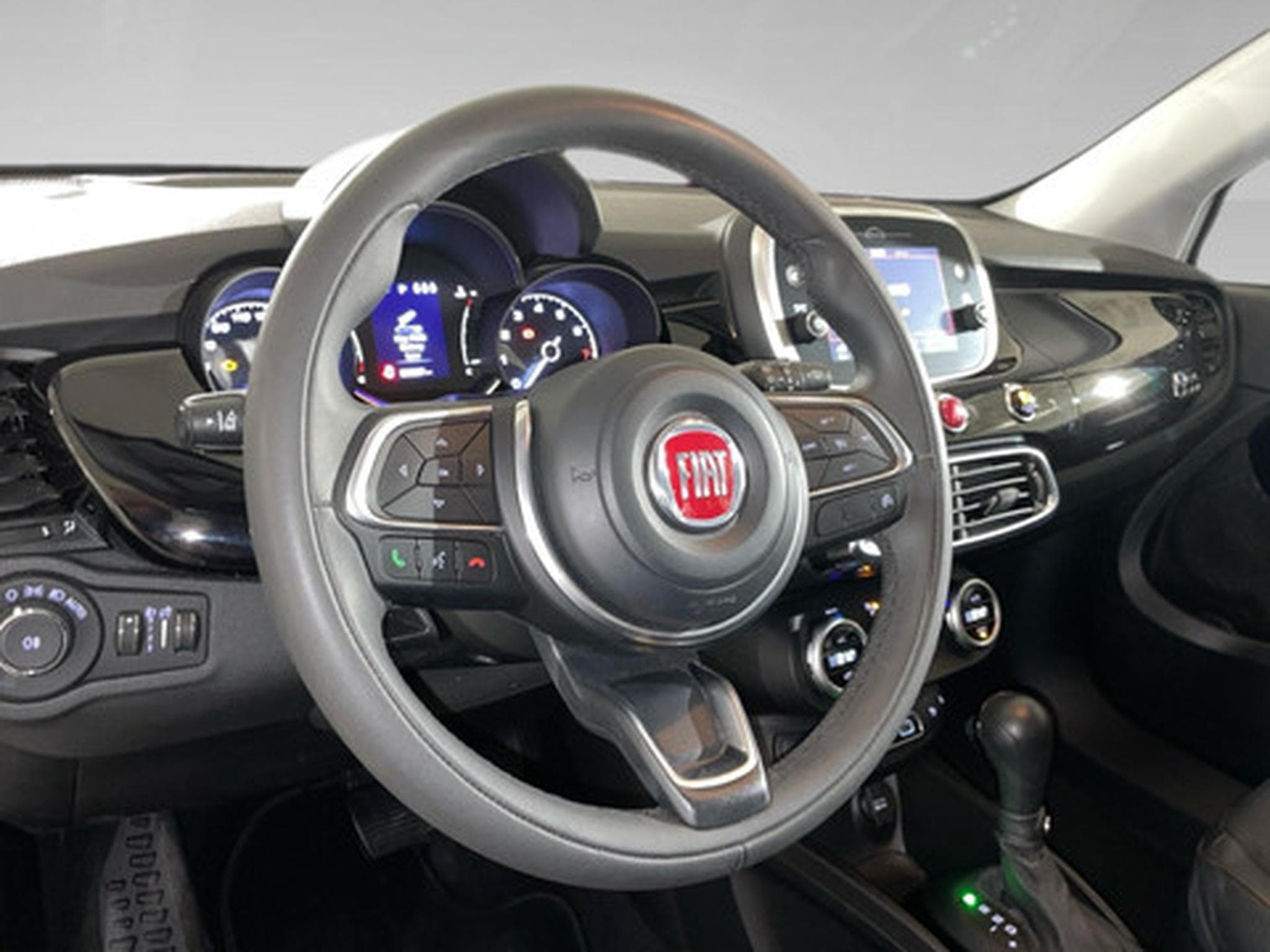 Fiat 500X 1.3 Firefly Turbo 150 DCT Lounge (2019) - Photo 8