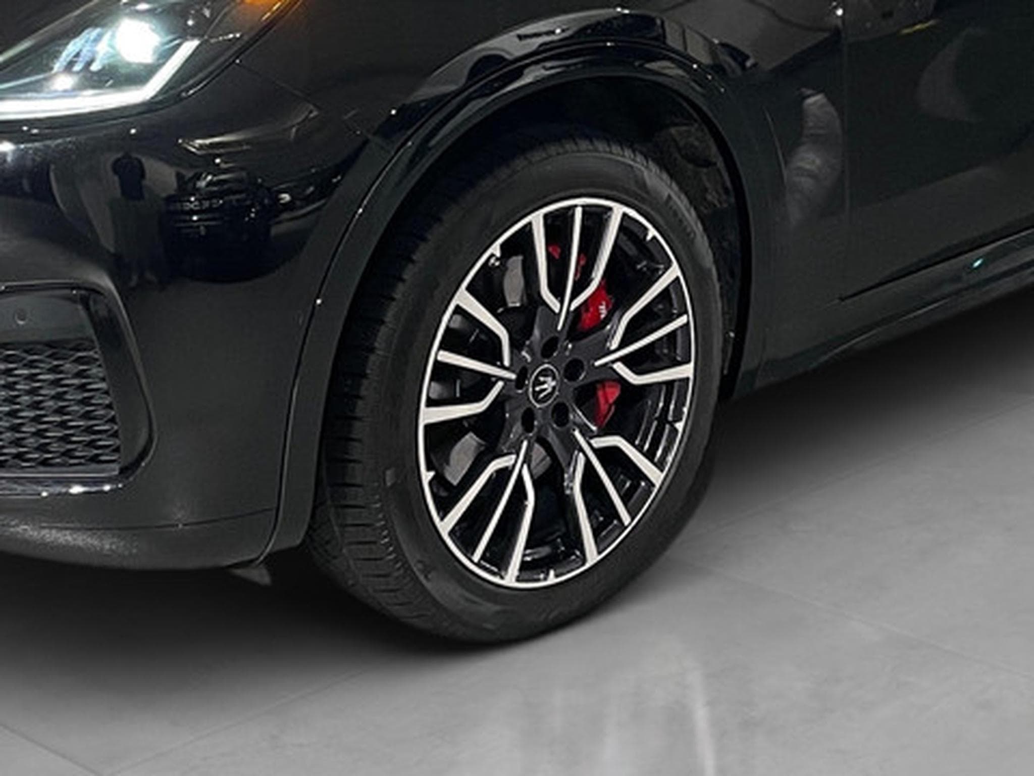 Maserati Grecale 2.0 L4 MHEV Modena 4x4 Aut. (2023) - Foto 20