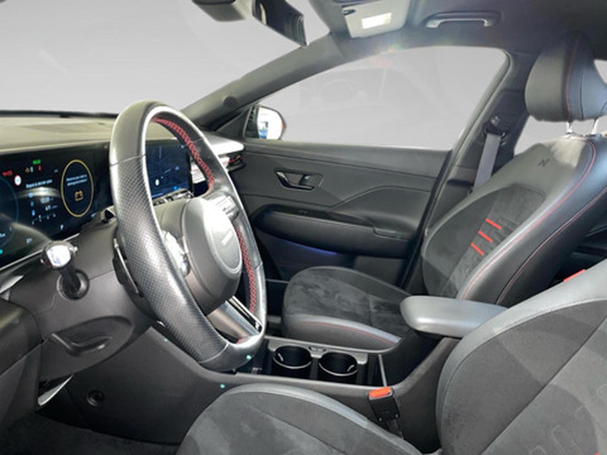 Hyundai Kona 1.6 GDi Hybrid Shine N Line 6-DCT (2023) - Photo 4