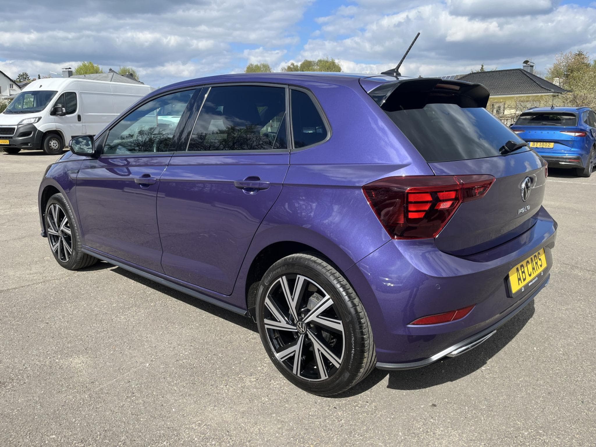 VW Polo R-Line 1.0 TSI DSG LED Digital Cockpit ACC Keyless (2022) - Photo 8