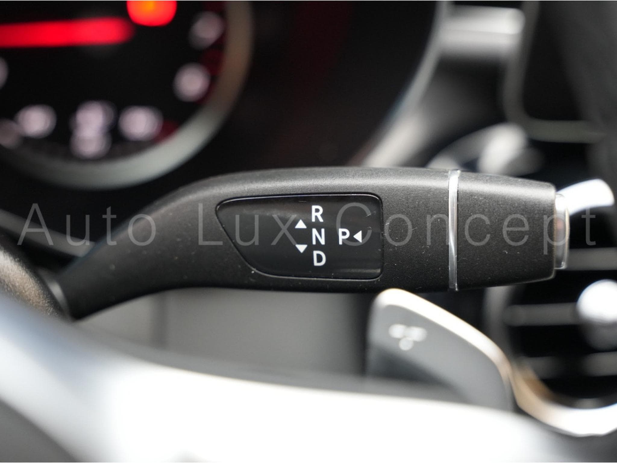 Mercedes C 180 Break AMG Line 9G-TRONIC (2020) - Photo 14