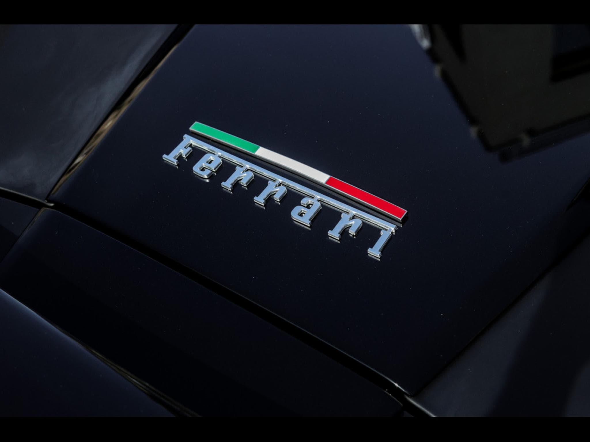 Ferrari F8 Spider 3.9 V8 (720 CH) - NERO B/B 1250 (4-LAYER PAINT EXTRAR (2023) - Photo 20