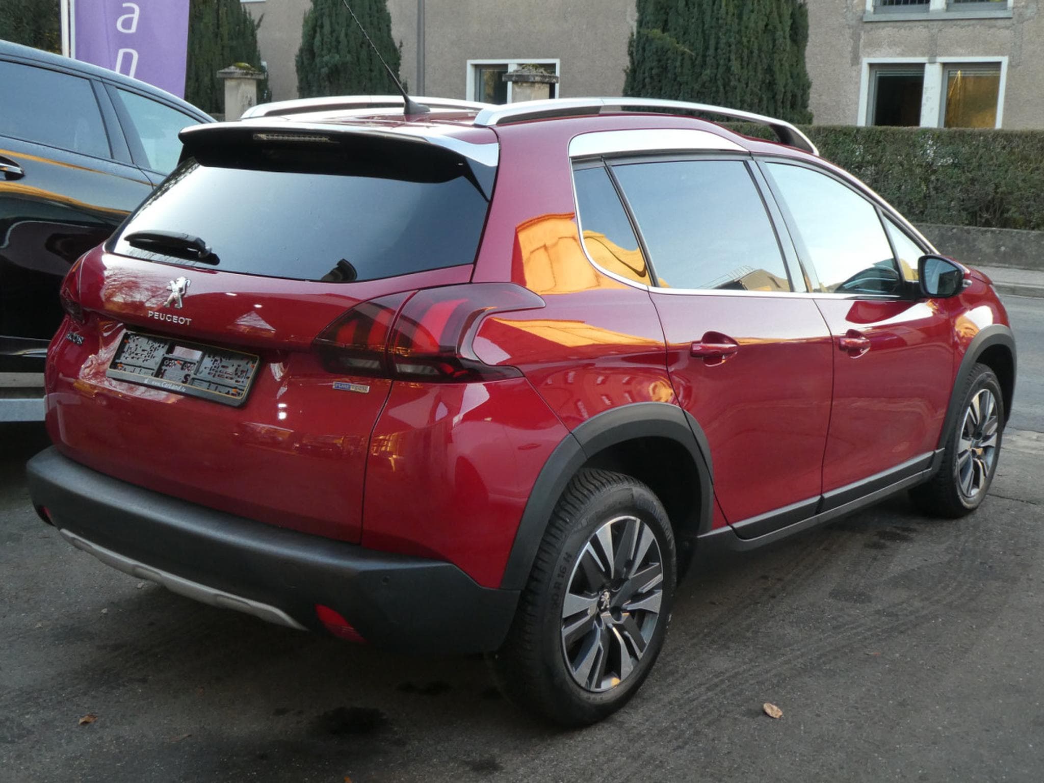 Peugeot 2008 1.2 Automatique 110 Allure (2016) - Foto 2