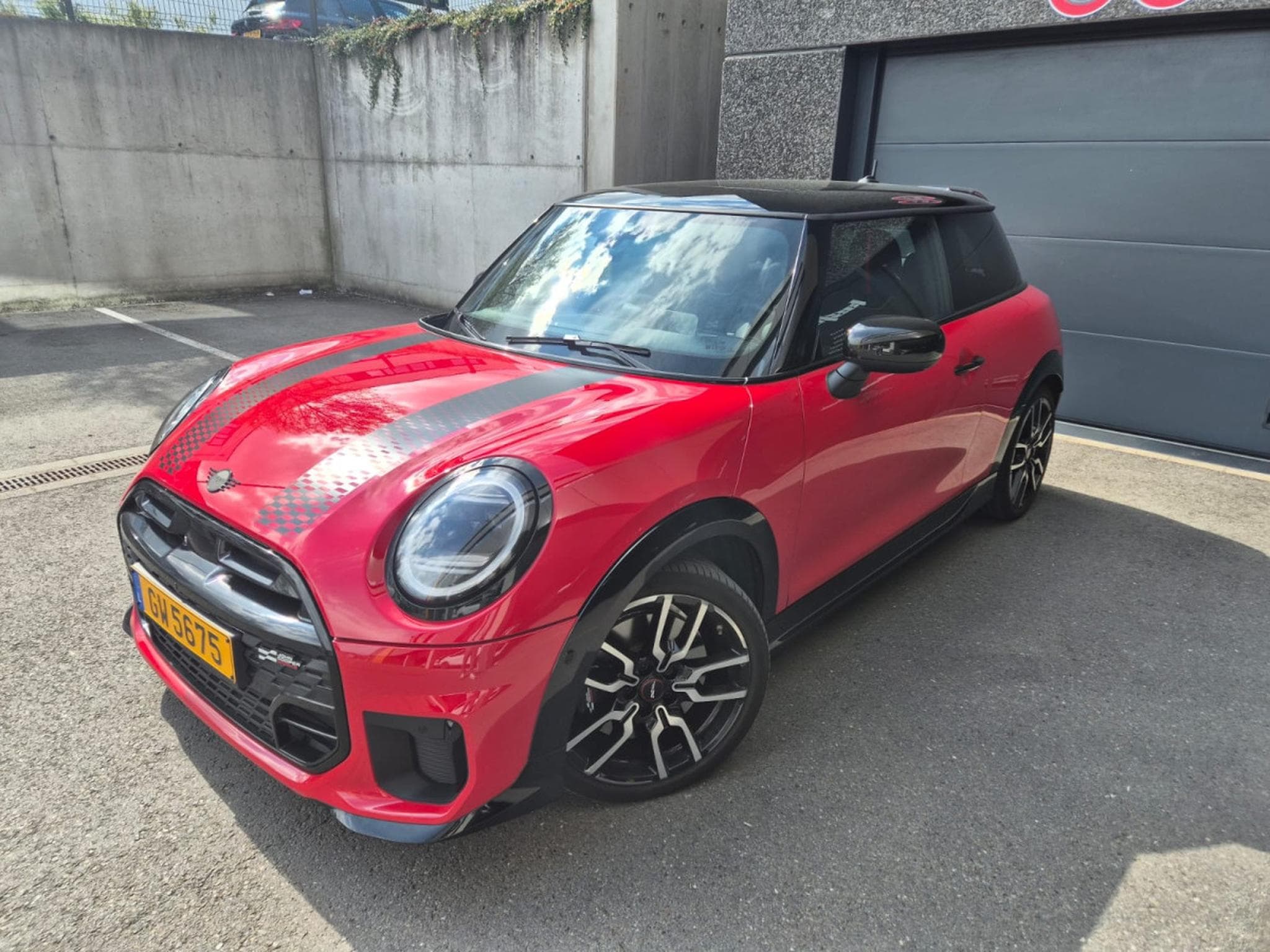 Mini Cooper S Pack JCW IV (F66) 2.0 204 COOPER JCW FINITION DKG7 (2025) - Foto 1
