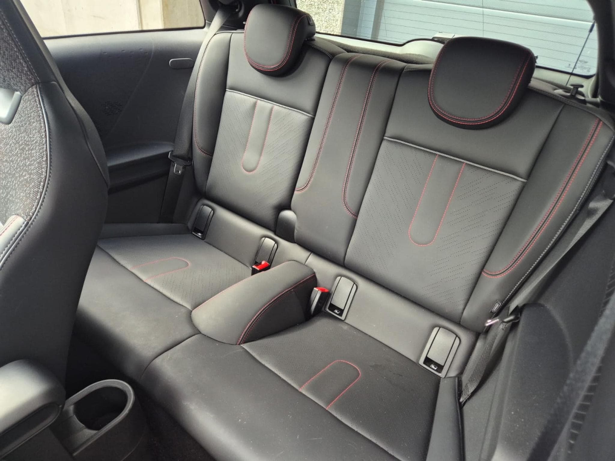 Mini Cooper S Pack JCW IV (F66) 2.0 204 COOPER JCW FINITION DKG7 (2025) - Foto 22