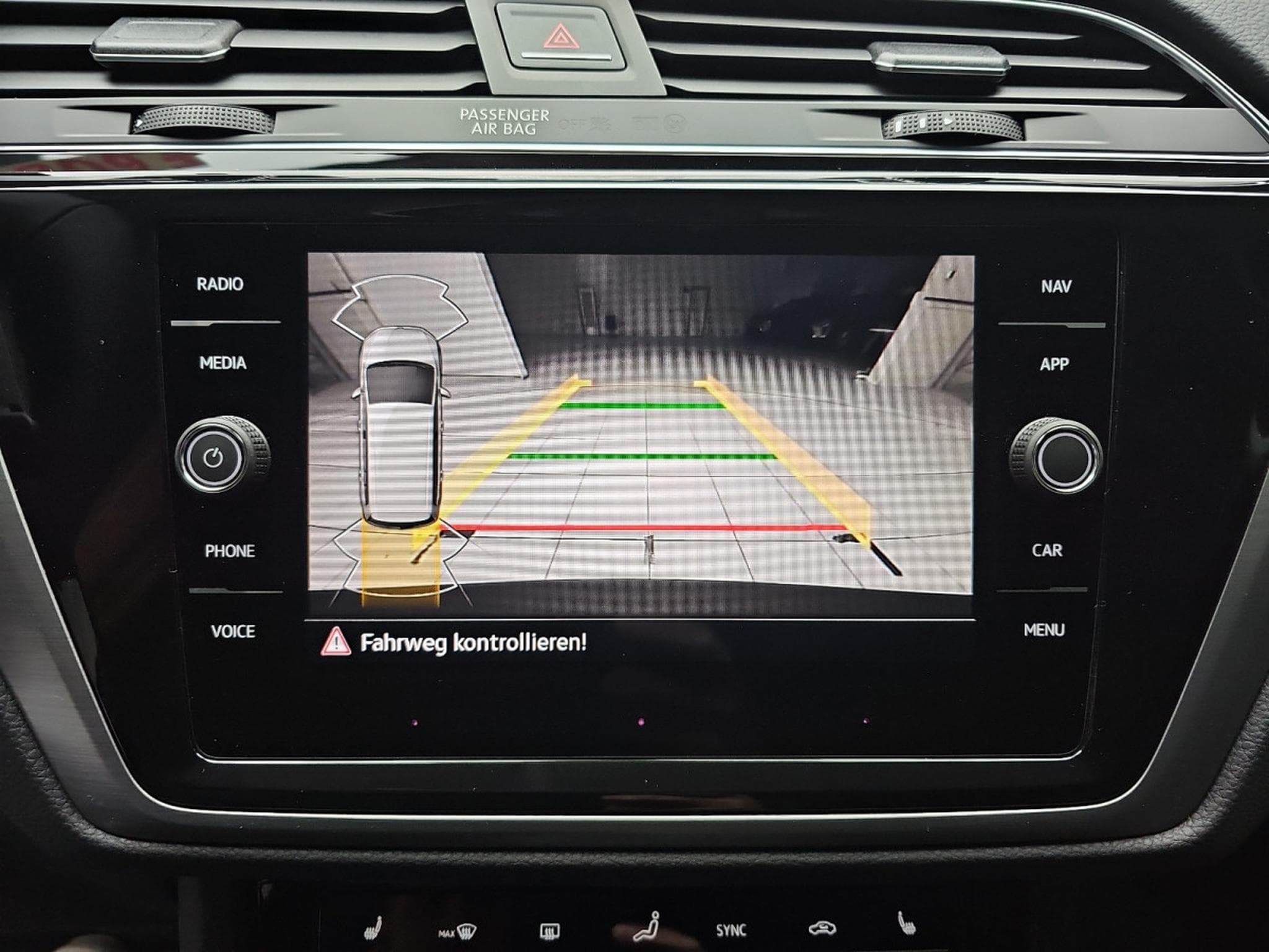 VW Touran 1.5 TSI 150 DSG Confortline 7 places (2026) - Foto 10