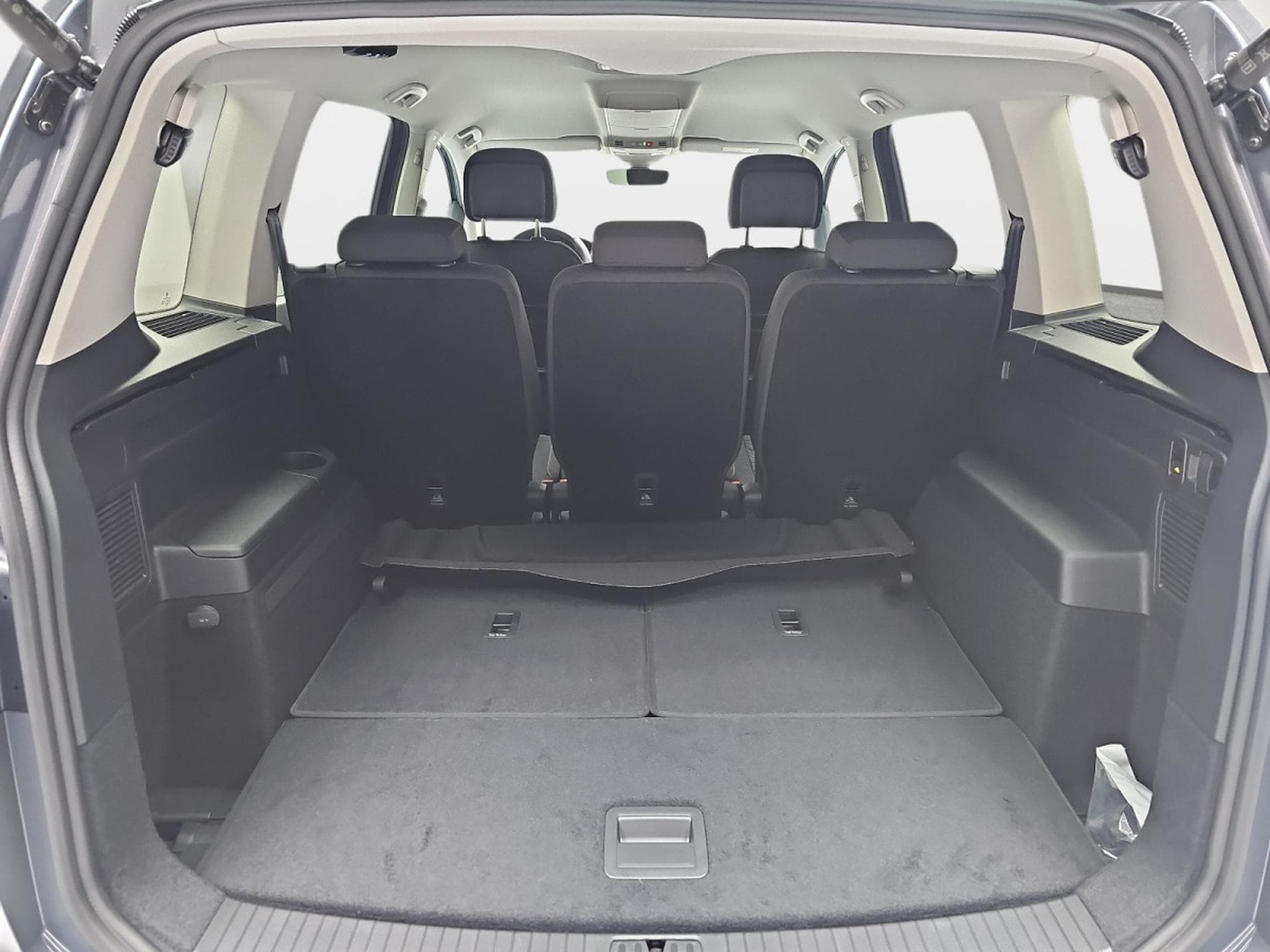 VW Touran 1.5 TSI 150 DSG Confortline 7 places (2026) - Foto 14