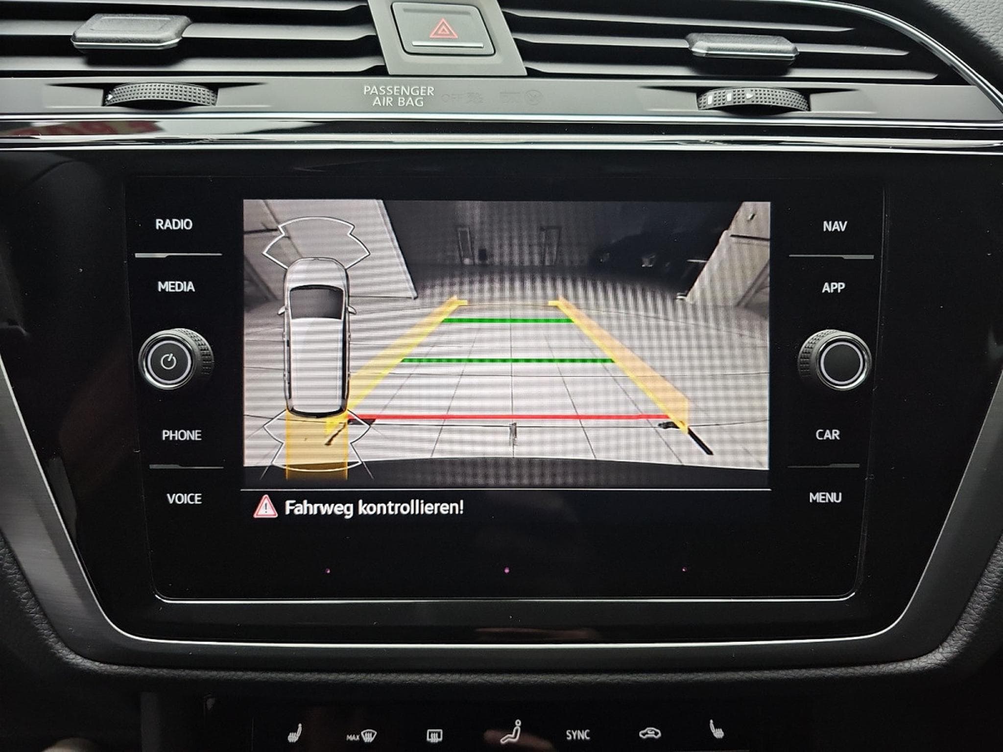 VW Touran 1.5 TSI 150 DSG Confortline 7 places (2026) - Foto 10