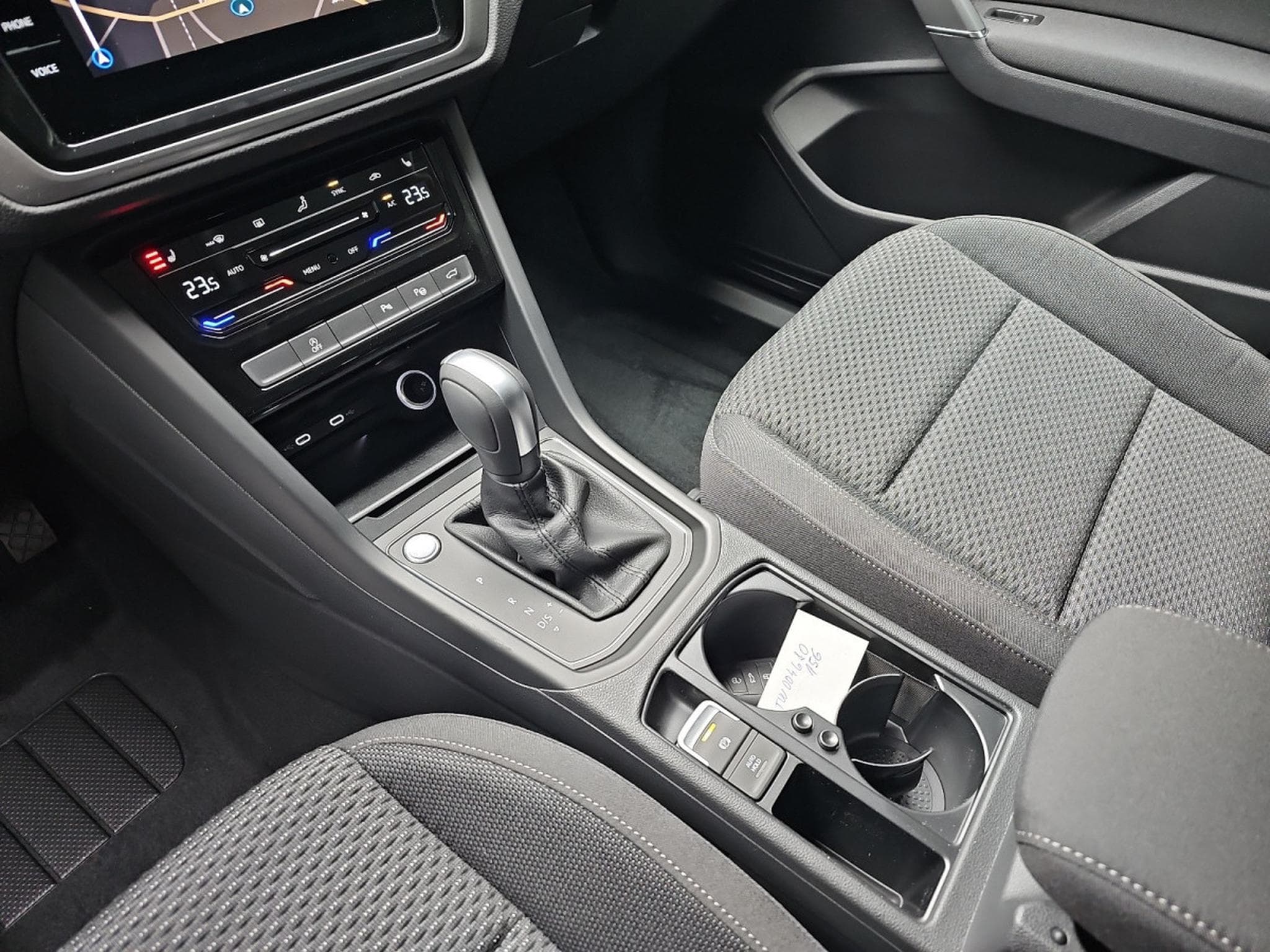 VW Touran 1.5 TSI 150 DSG Confortline 7 places (2026) - Foto 12