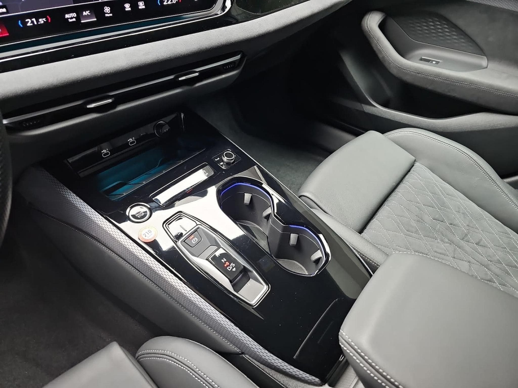 Audi A5 2.0 TSI 204 S-Tronic S-line (2025) - Foto 11