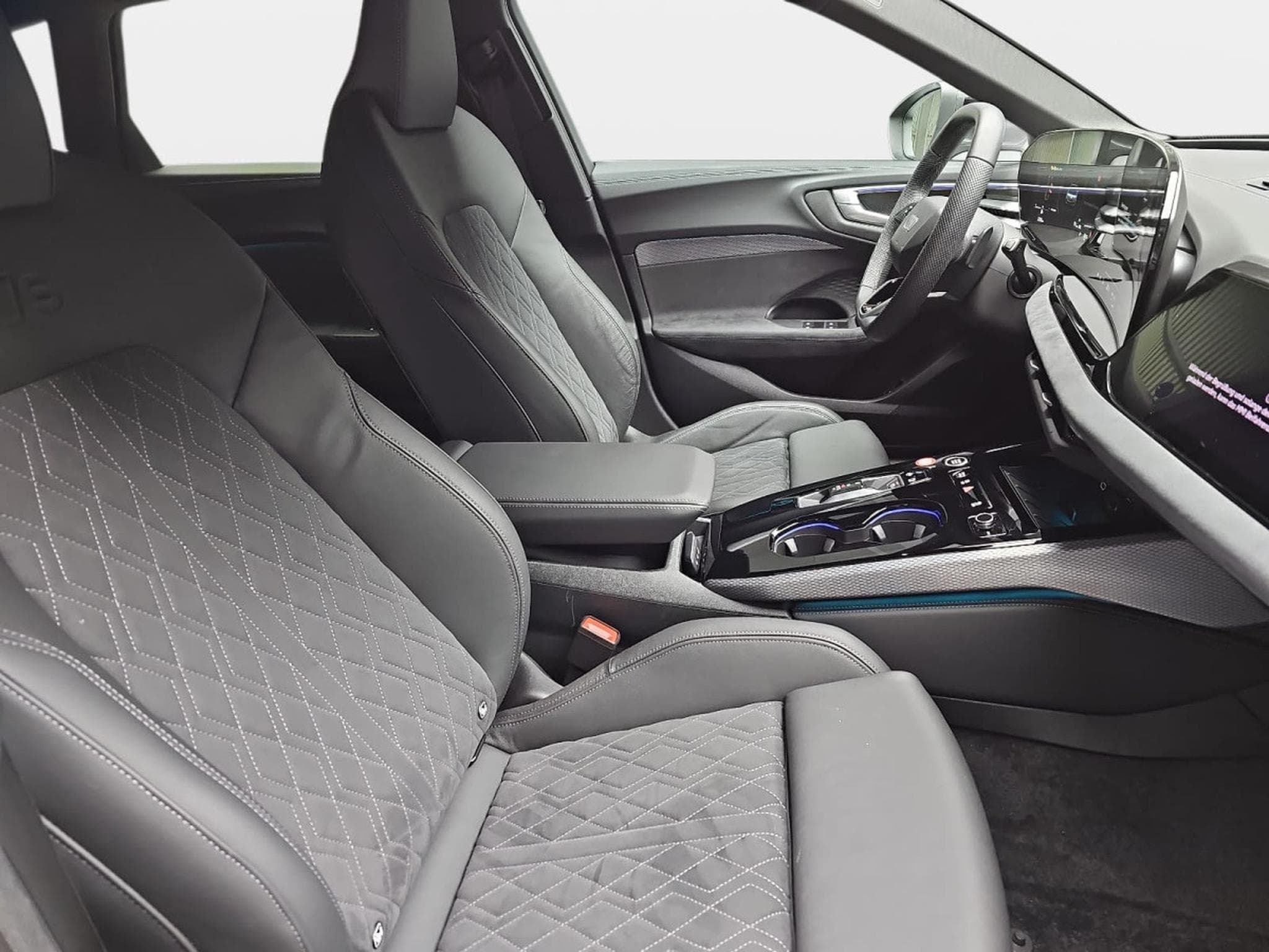 Audi A5 2.0 TSI 204 S-Tronic S-line (2025) - Foto 14