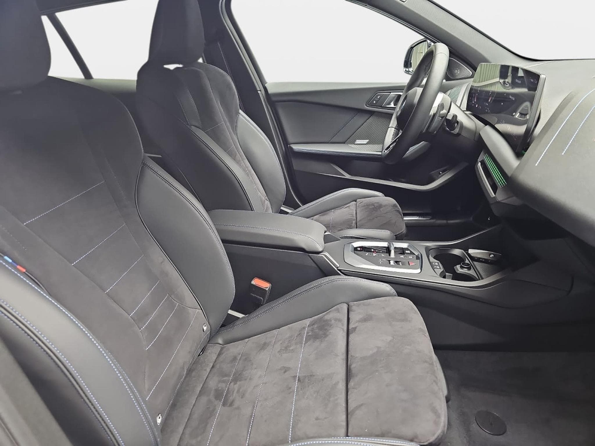 BMW 120 120 Auto M Sport (2025) - Foto 14