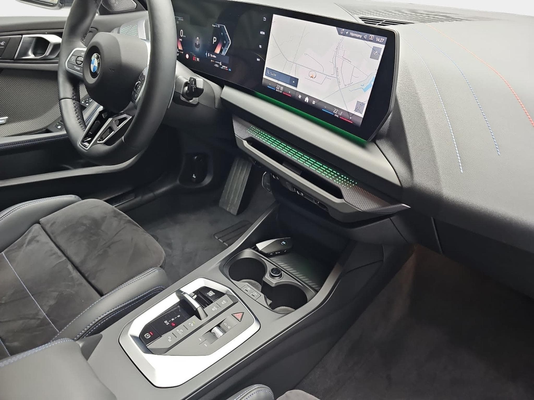 BMW 120 120 Auto M Sport (2025) - Foto 15