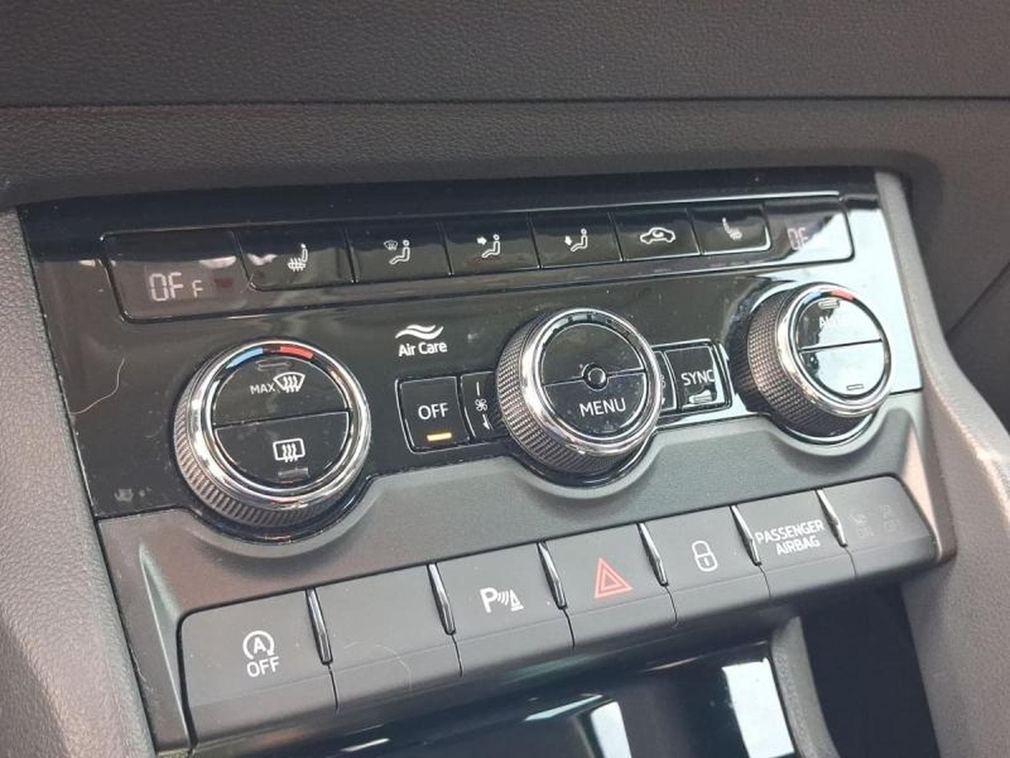 SKODA Karoq 1.5 TSI ACT 150ch Ambition DSG Euro6ap (2021) - Photo 12