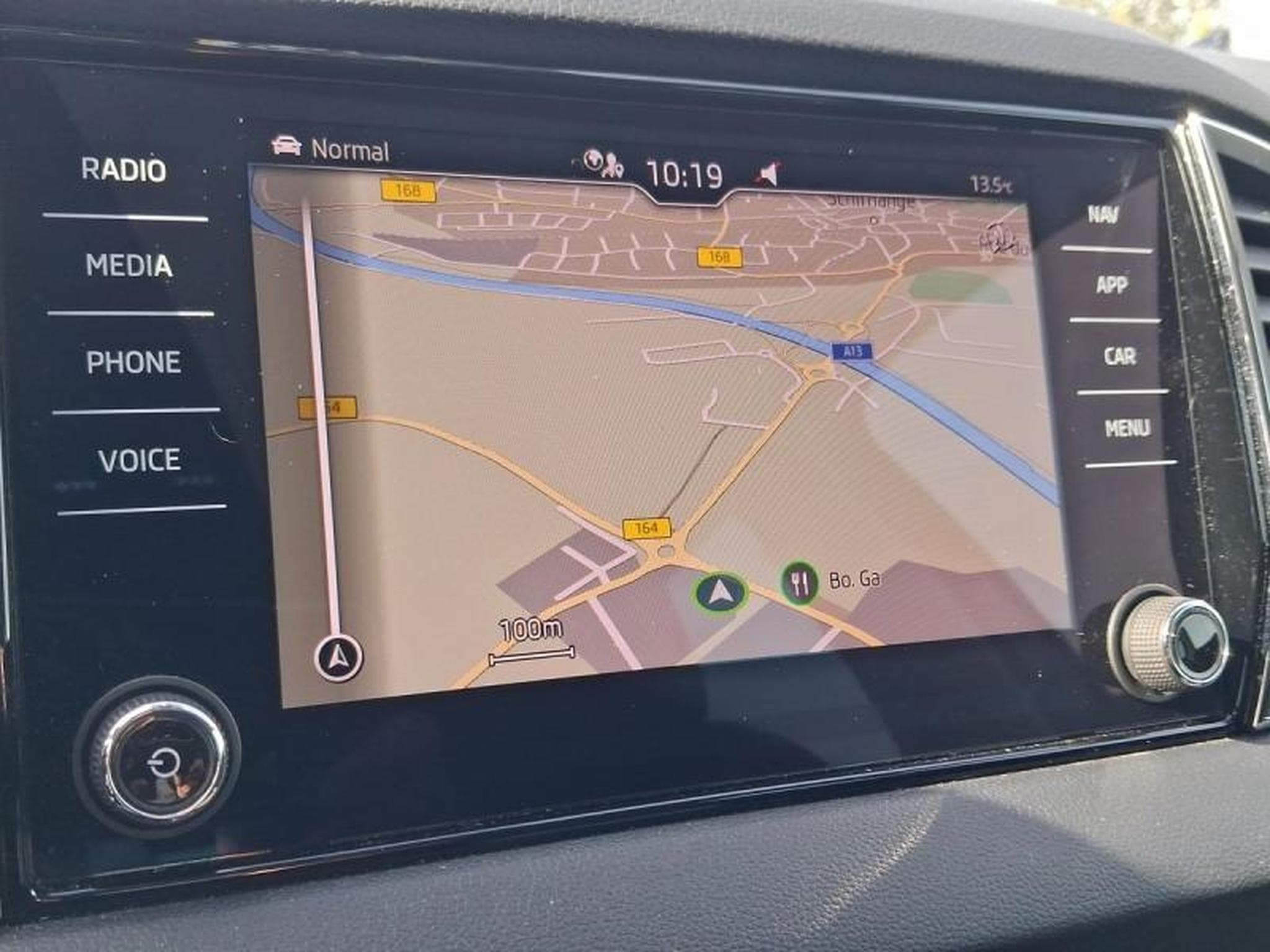 SKODA Karoq 1.5 TSI ACT 150ch Ambition DSG Euro6ap (2021) - Photo 9