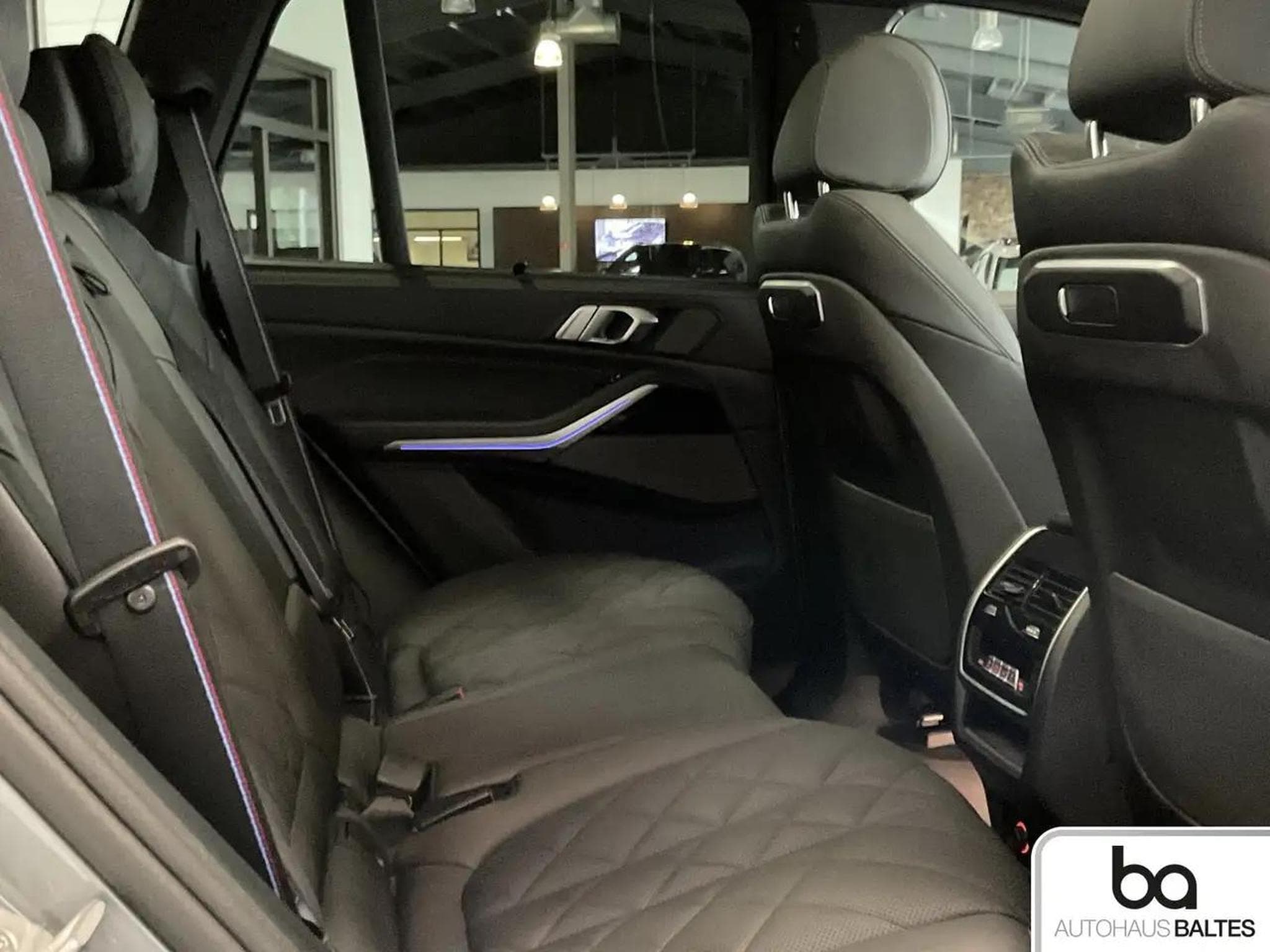 BMW X5 (2025) - Photo 8