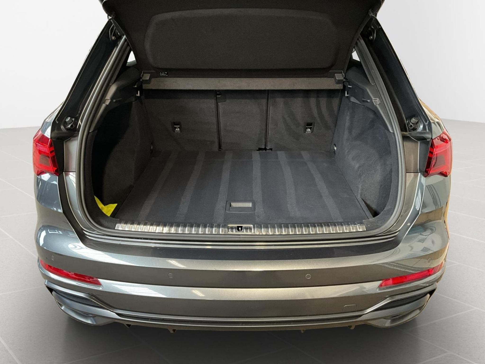 Audi Q3 S-line+40TFSI+Quattro+S-Tronic (2020) - Foto 16