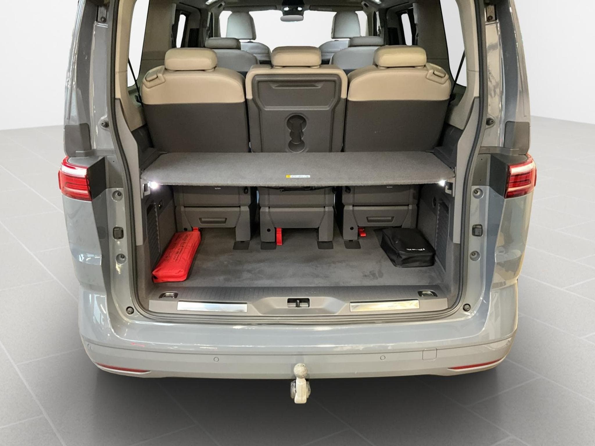 VW T7 Style+DSG+7Sitze+AHK+Pano (2022) - Foto 17