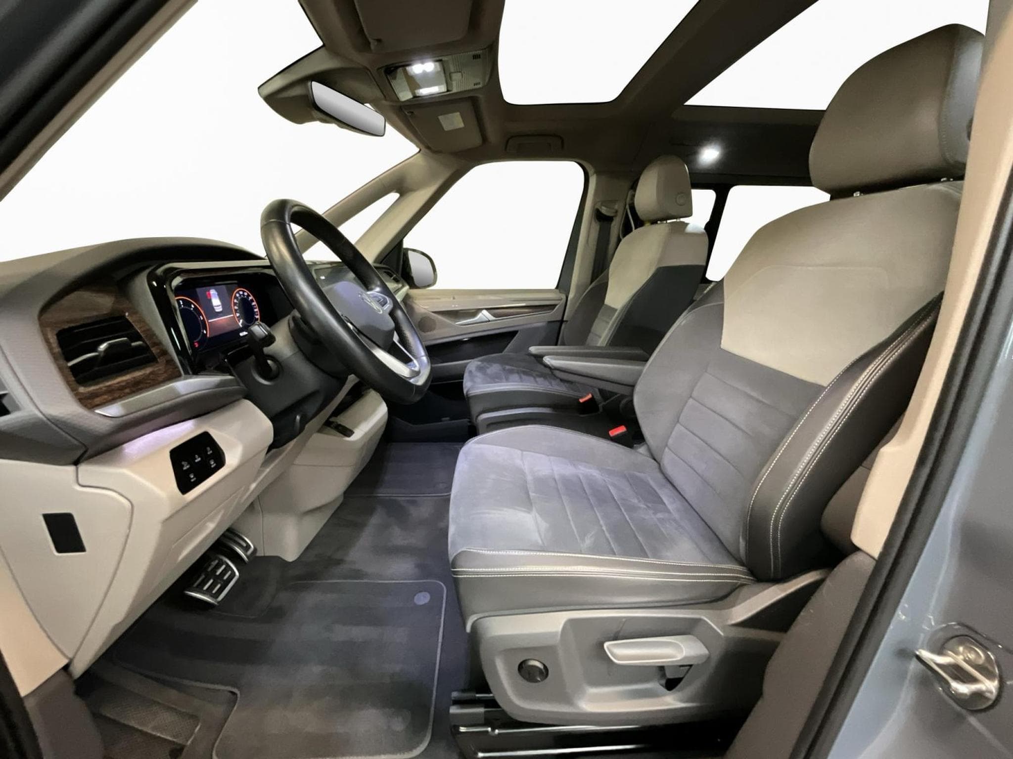 VW T7 Style+DSG+7Sitze+AHK+Pano (2022) - Foto 9